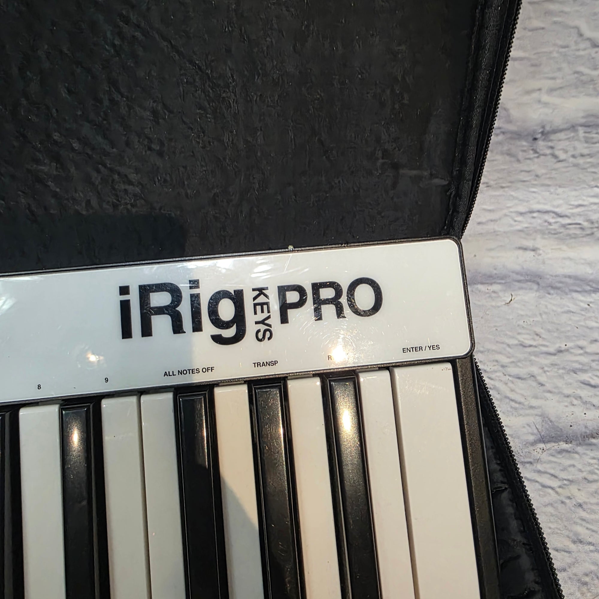 IRig KeysPro With Case Controller