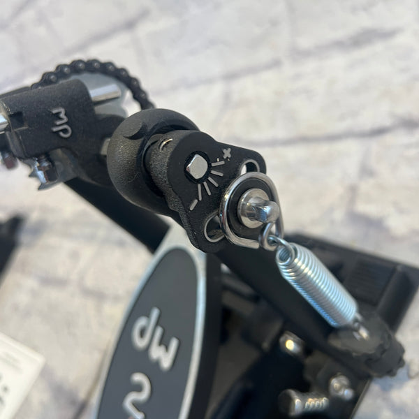 DW 2000 Series Double Kick Pedal - Evolution Music