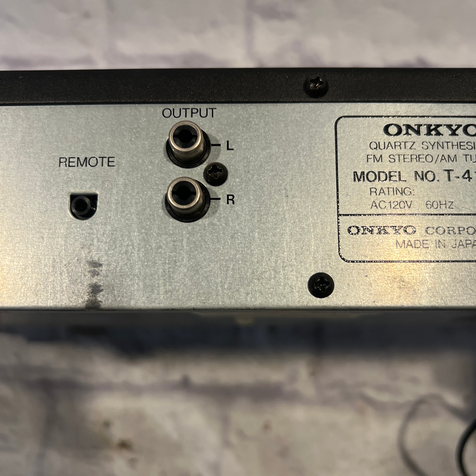 Onkyo T-4140 Component AM / FM Radio Tuner