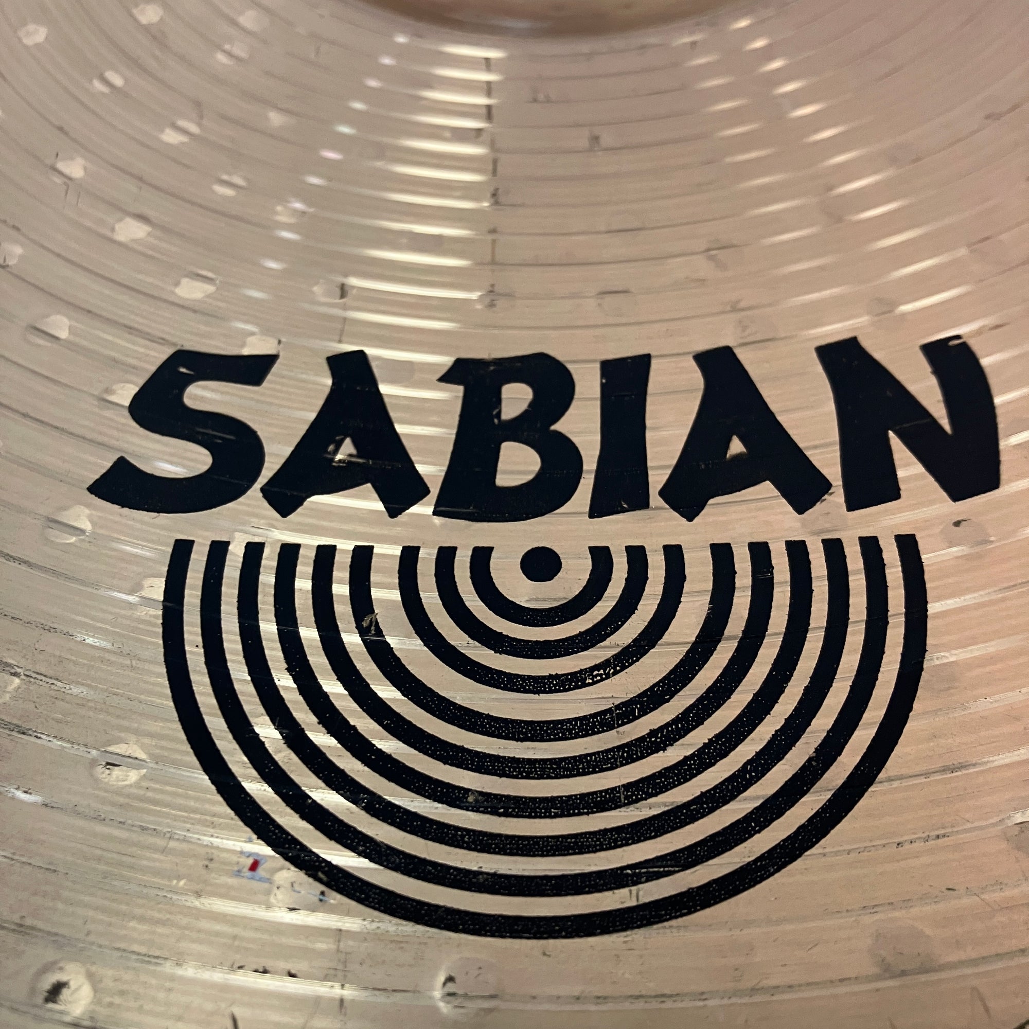 Sabian B8X 18 Inch Medium Crash