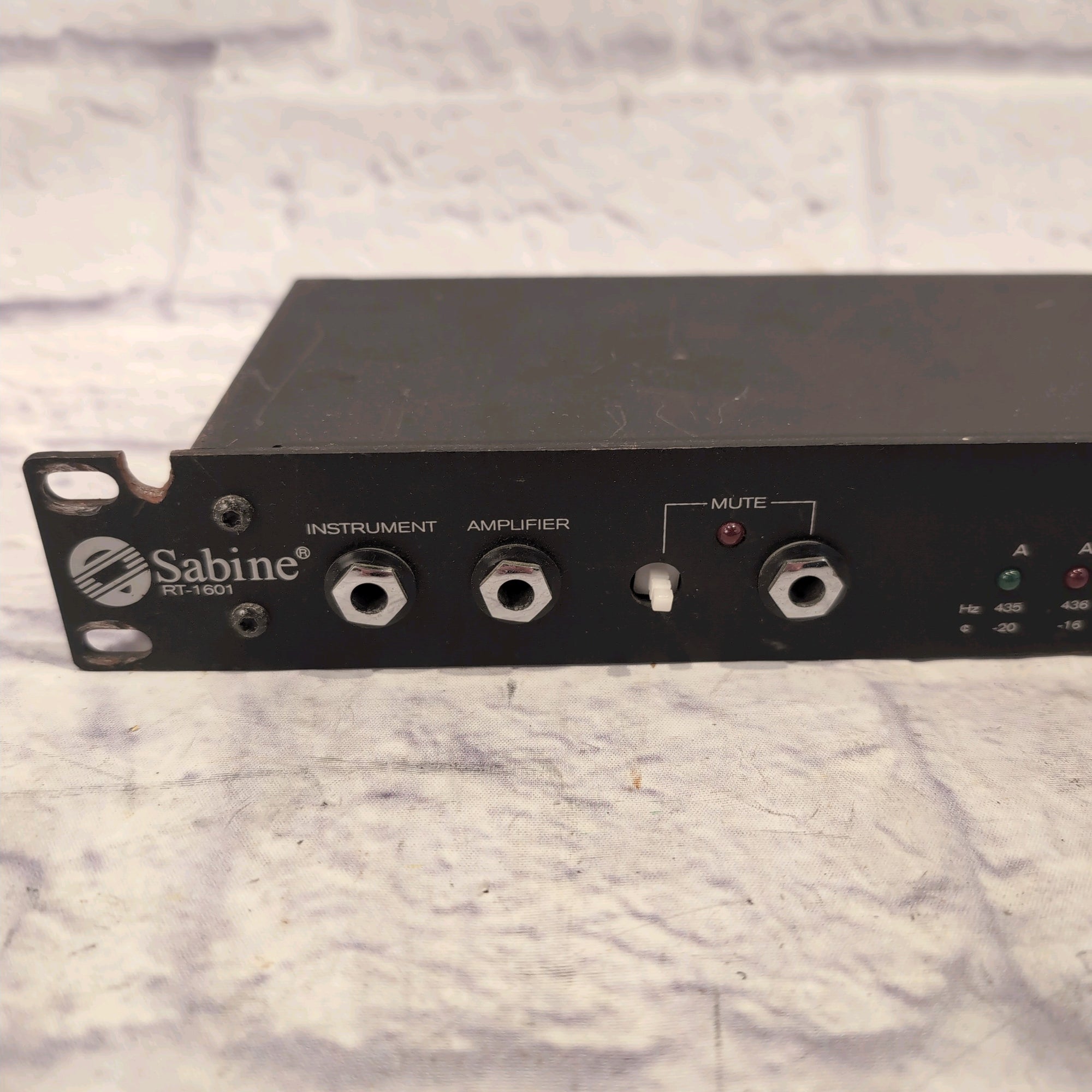 Sabine RT-1601 Rack Tuner
