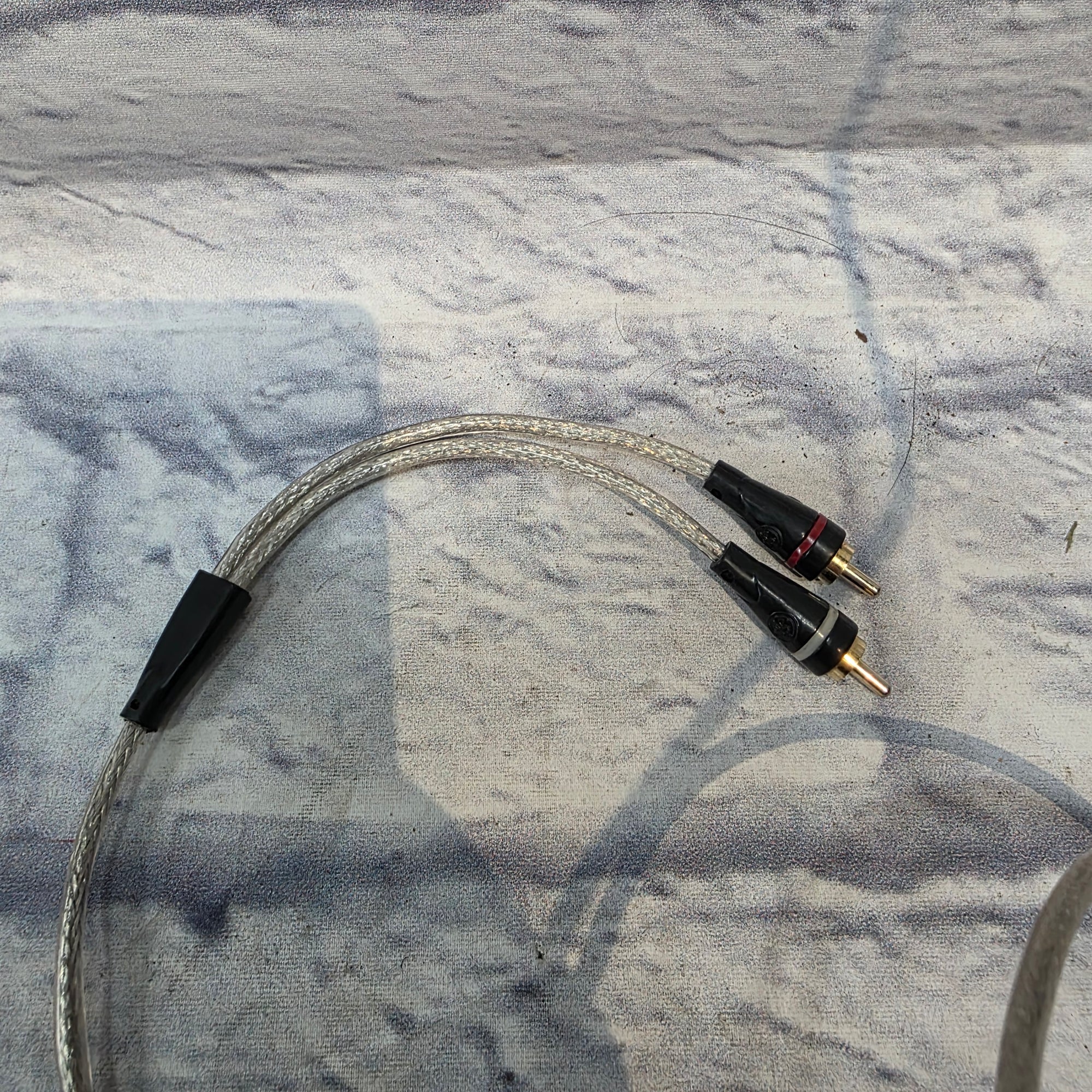 Unknown Three Foot Quarter Inch (Stereo) to RCA Cable