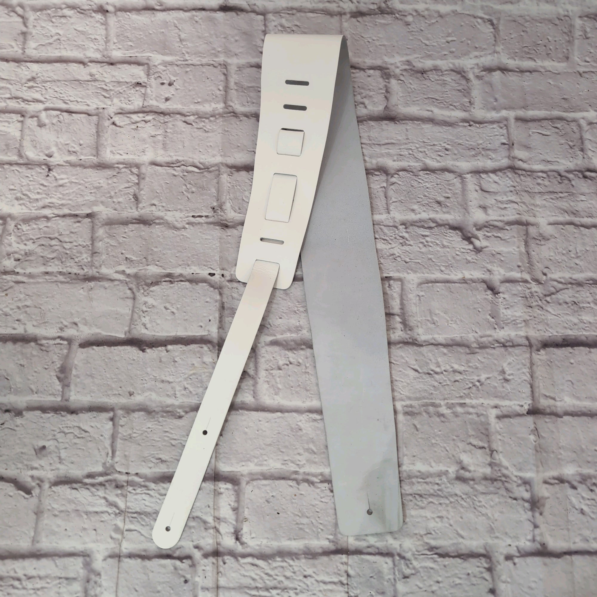 3.5" Wide White Guitar Strap