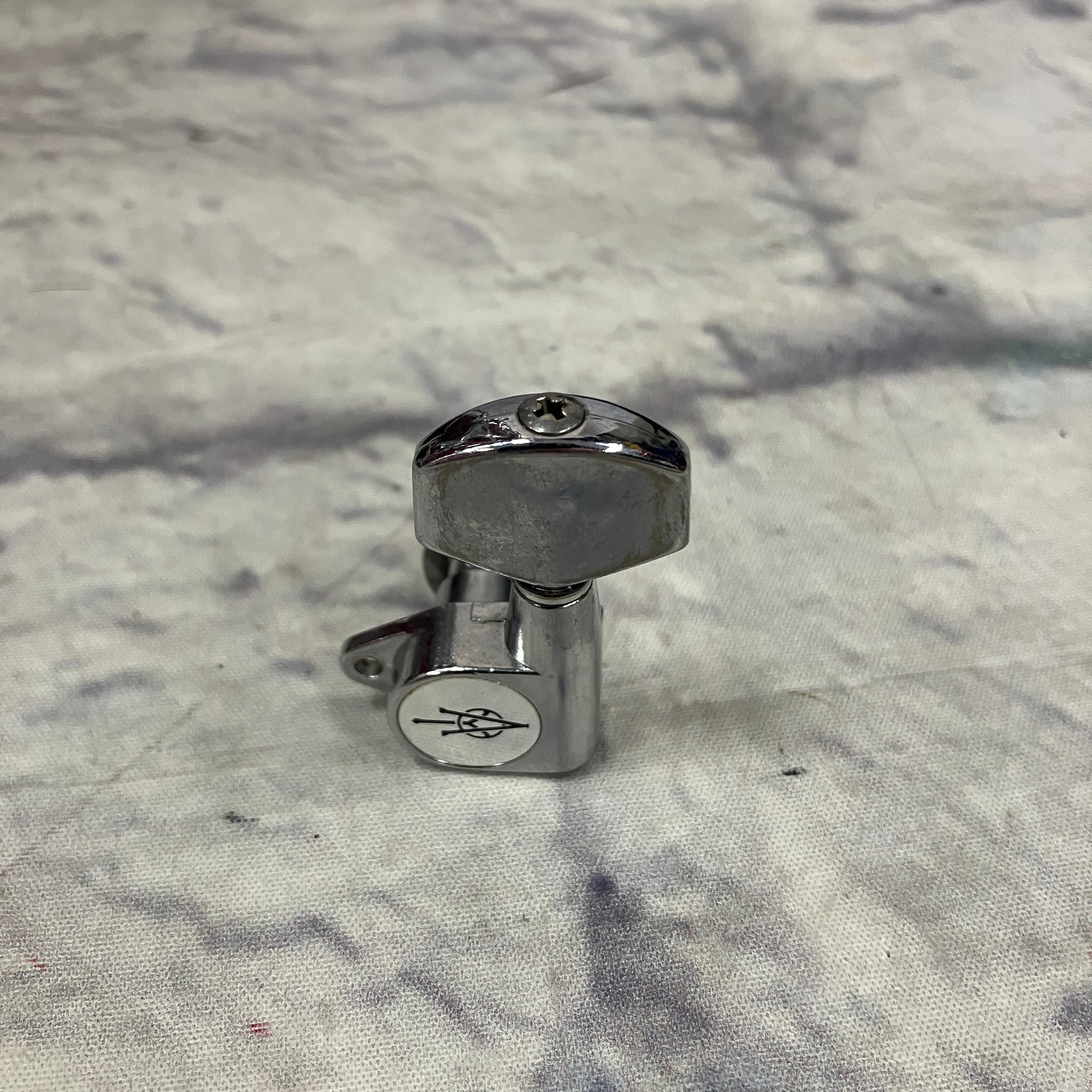 Alvarez Single 3x3 Tuning Machine Treble Side