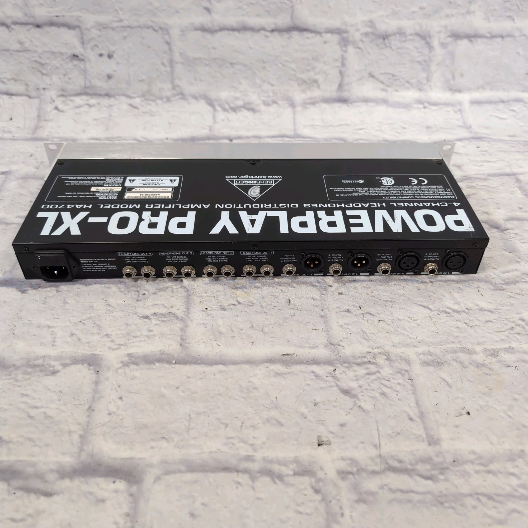 Behringer Powerplay Pro-XL HA4700 4-Channel Headphone Amplifier