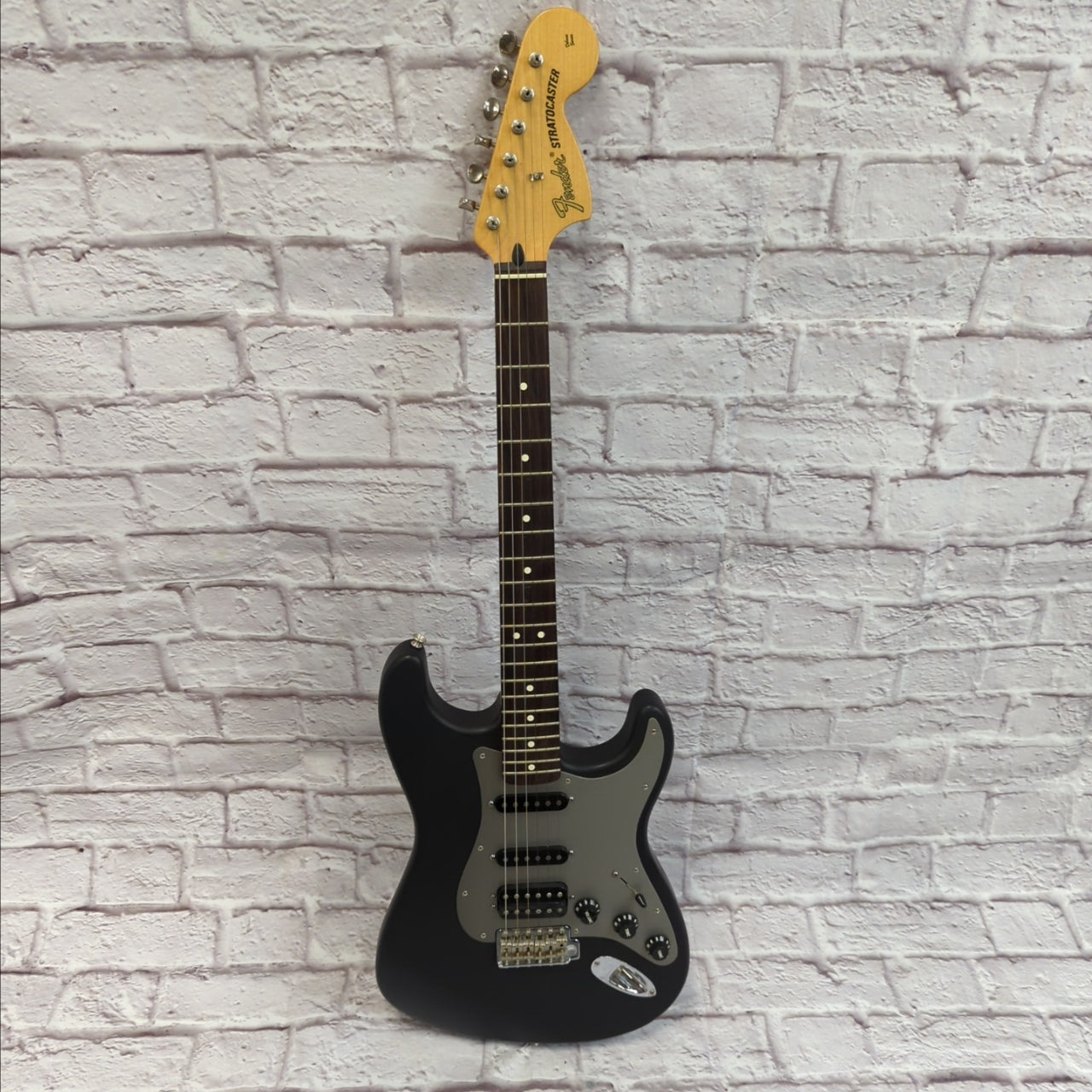 Fender FSR Flat Black Fat Strat HSS Deluxe Series Stratocaster Electric Guitar 2002 MIM