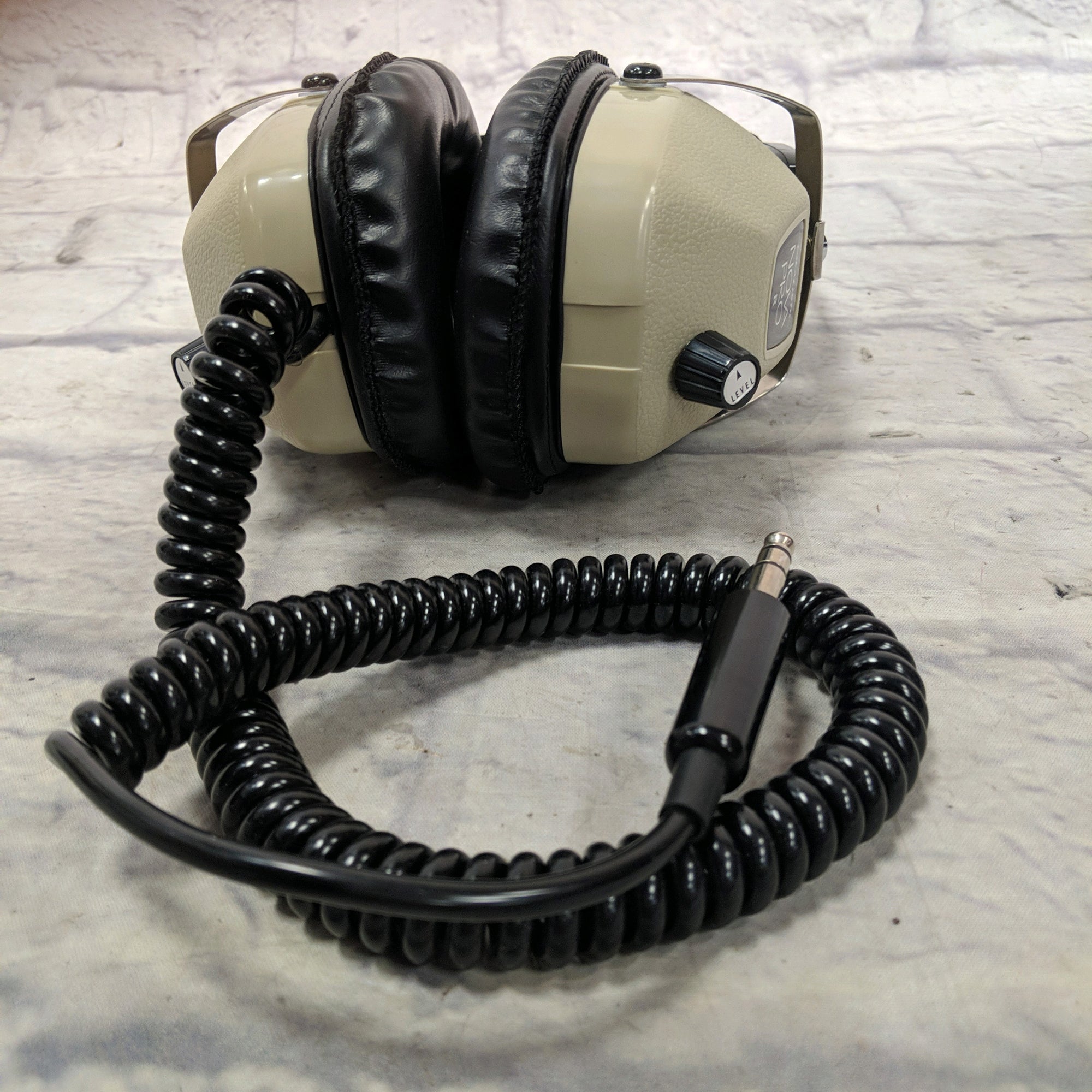 Realistic Nova Pro Stereo Headphones