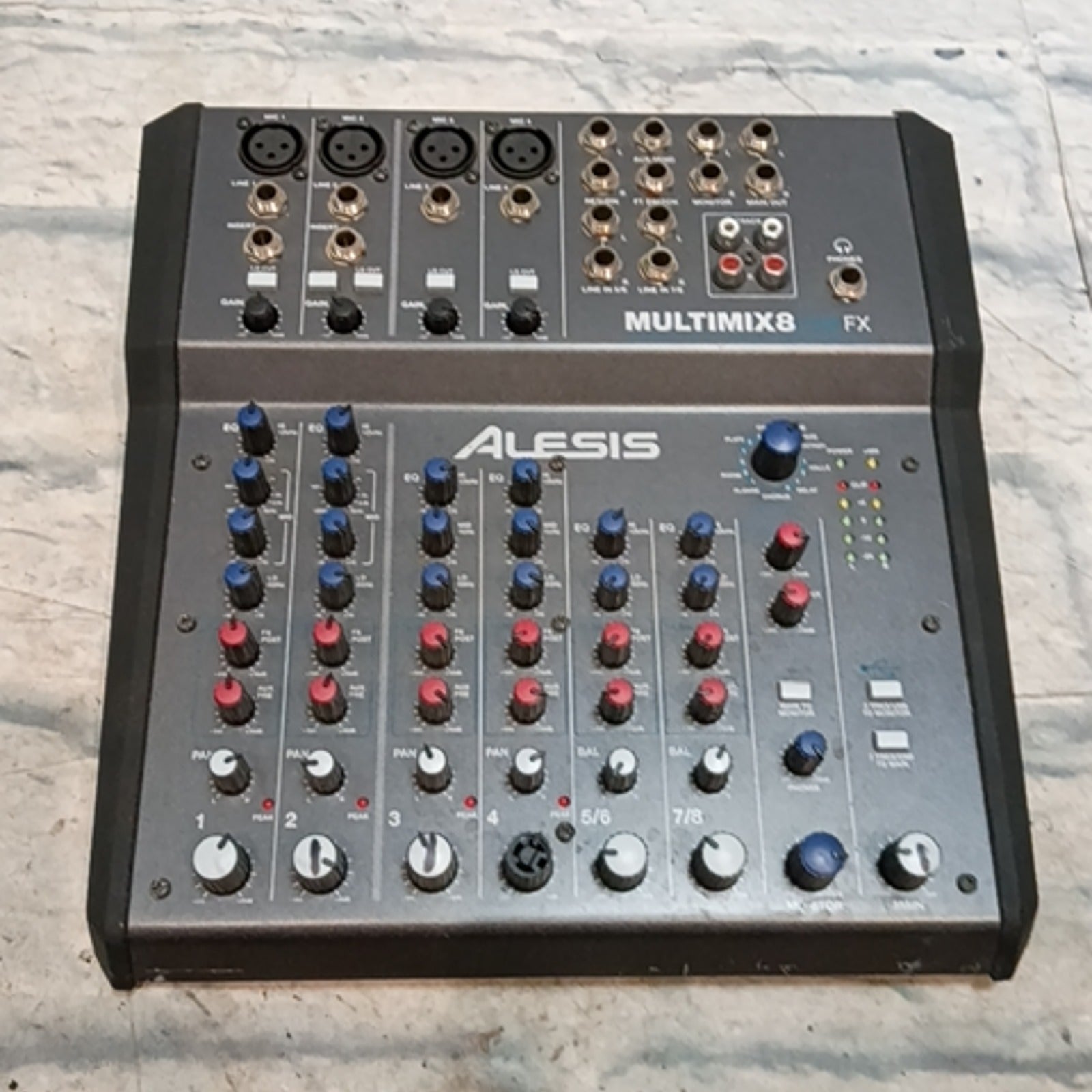 Alesis Multimix8 USB FX Mixer