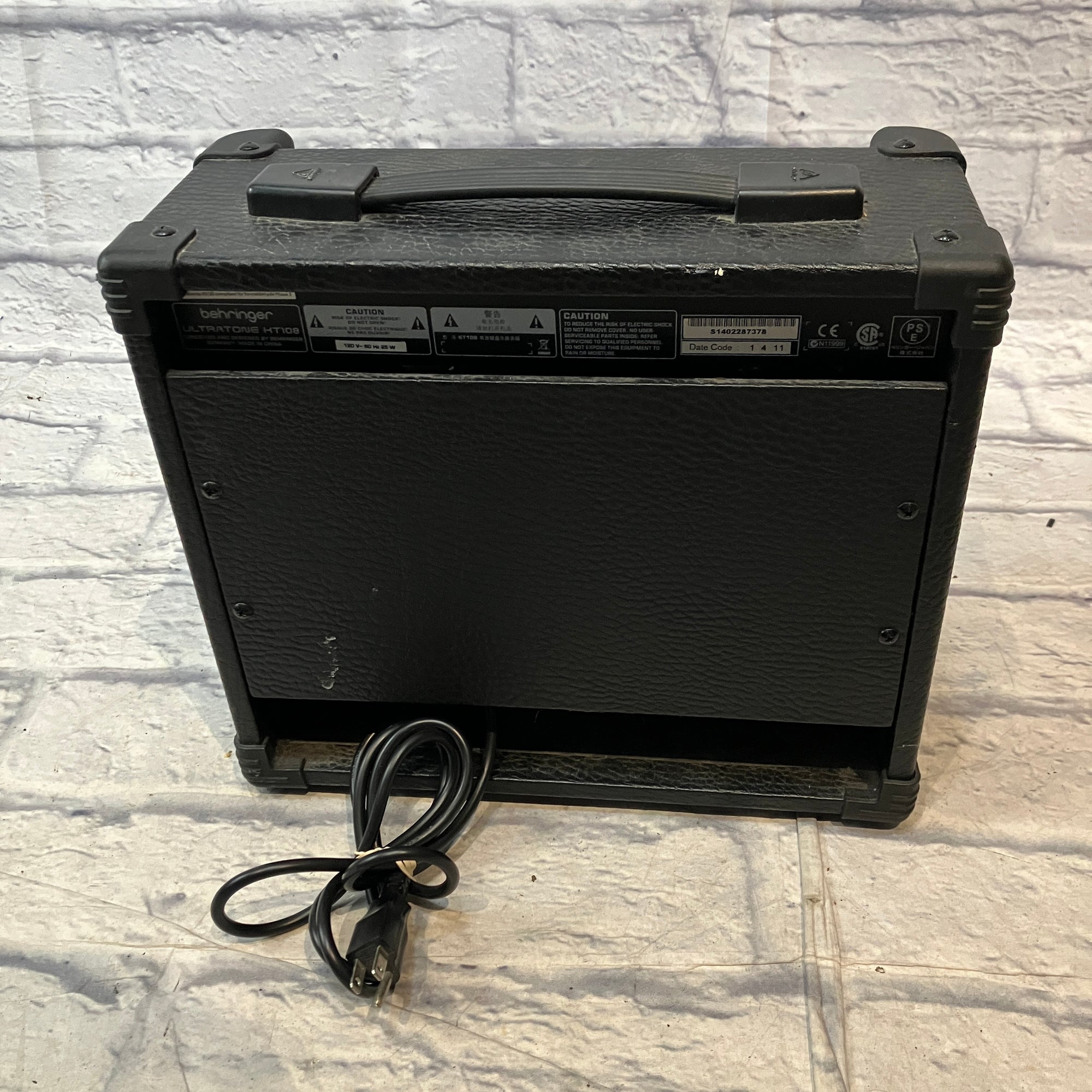 Behringer KT108 Combo Amp