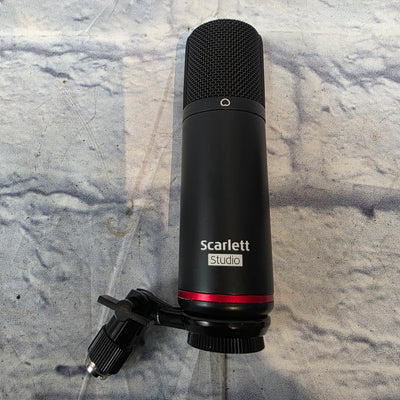 Focusrite Scarlett CM25 Condenser With Windscreen, Case, and Clip Microphone