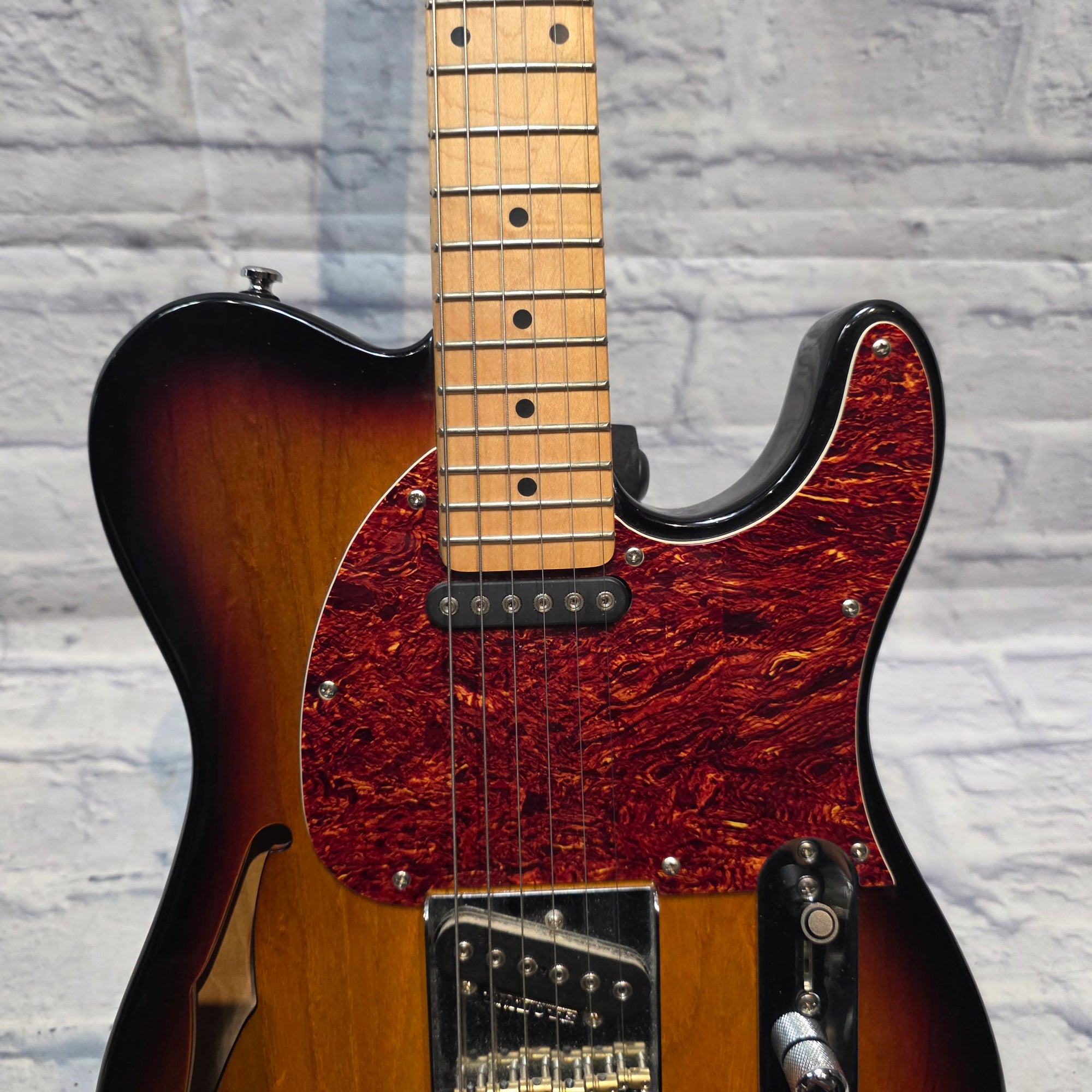 G&L  ASAT Classic Tribute Sunburst Semi-Hollow Body Electric Guitar
