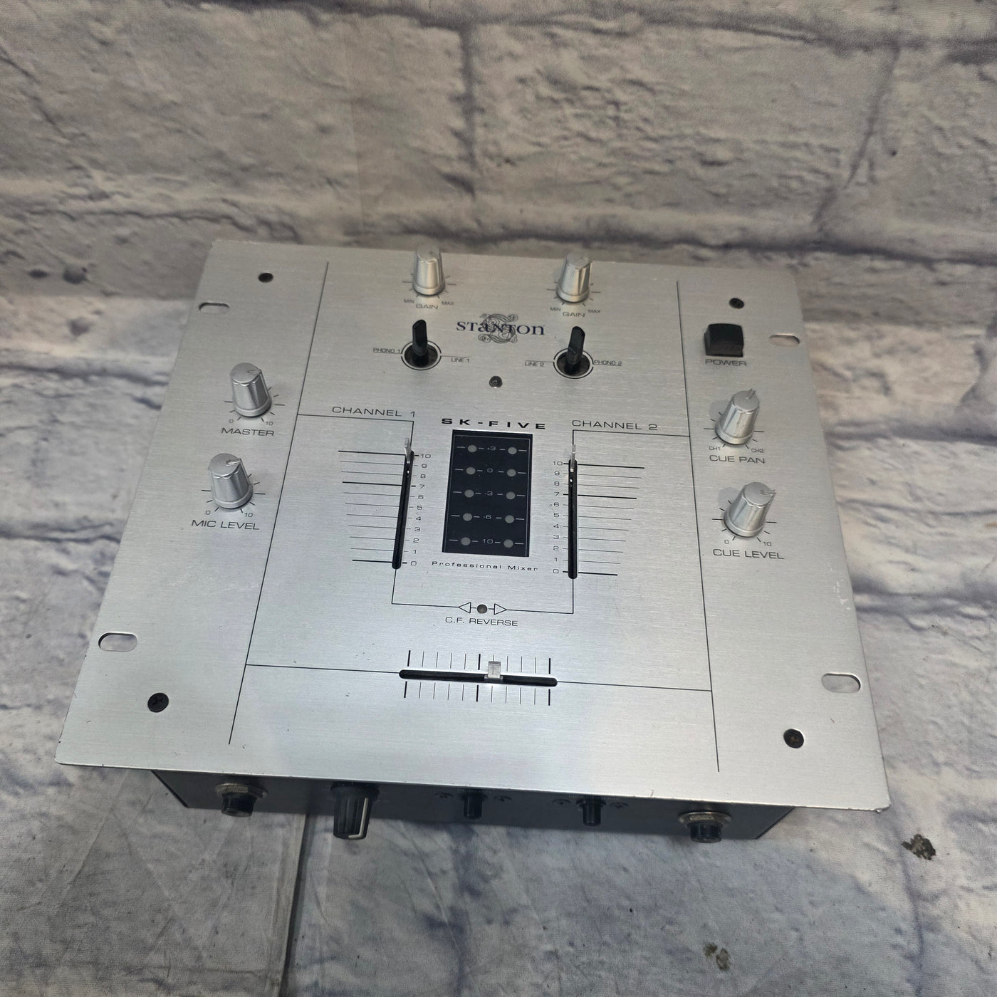 Stanton SK-Five DJ Mixer