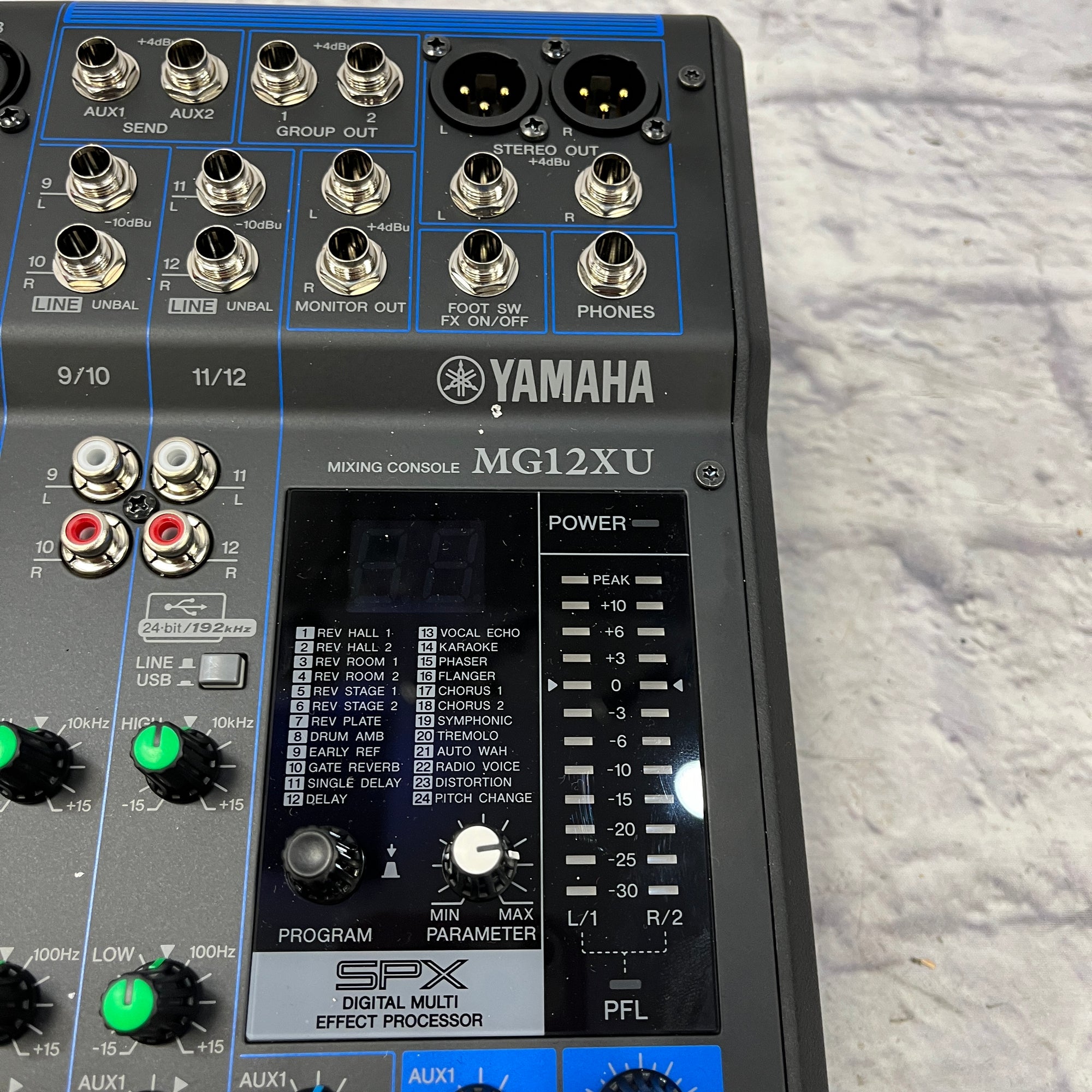 Yamaha MG12XU 12 Channel Mixer - Evolution Music