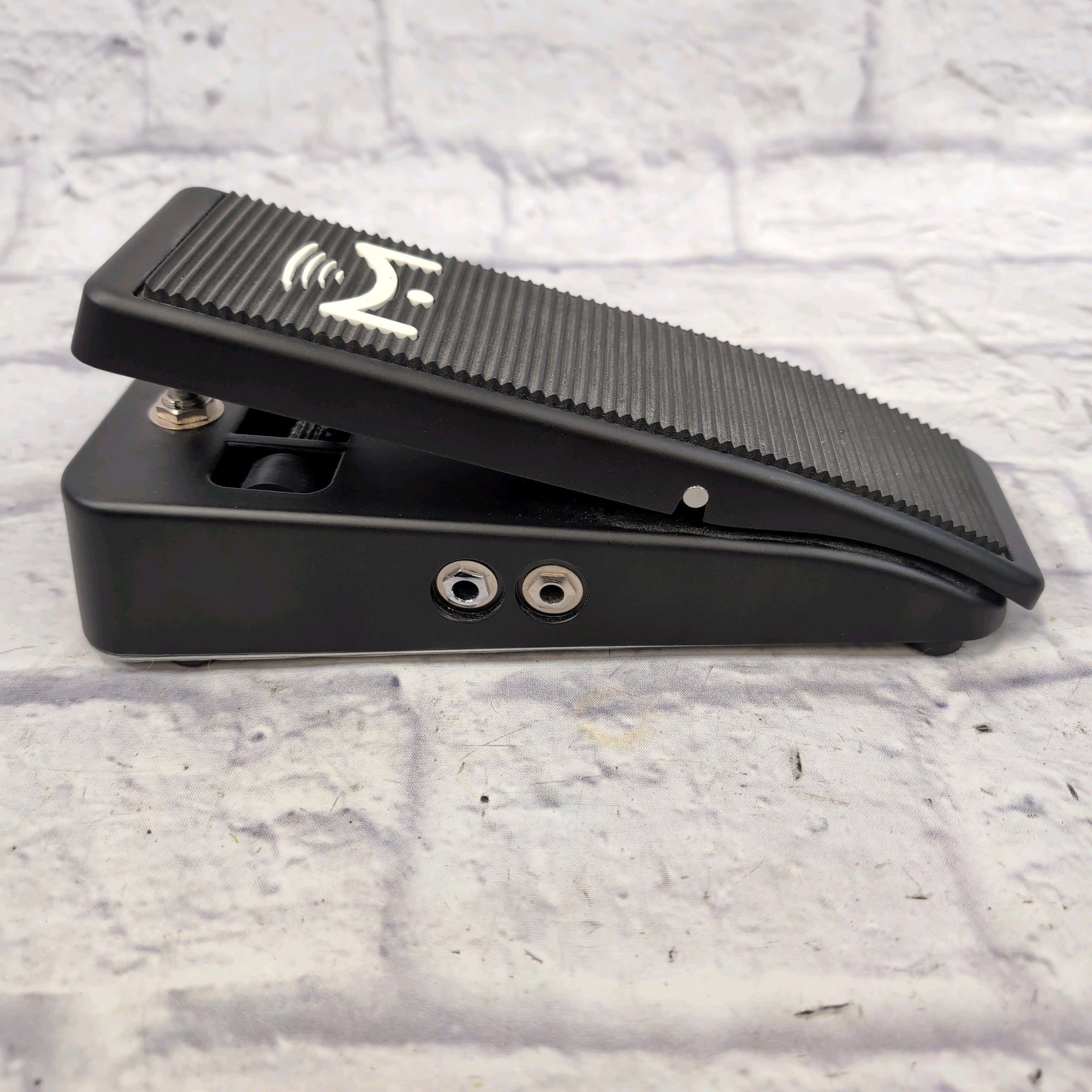 Mission SP-25M-Pro Aero Expression Pedal