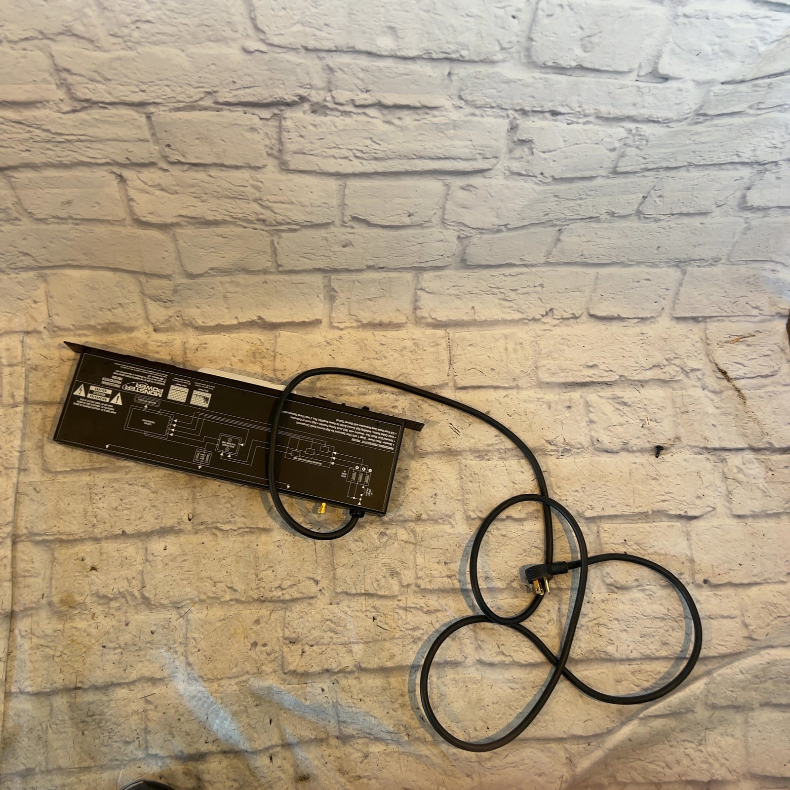 Monster Power Pro 900 Power Conditioner