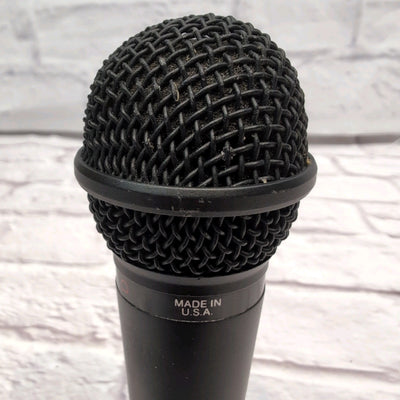 Peavey PVM380 Cardioid Dynamic Vocal Mic w/ Case