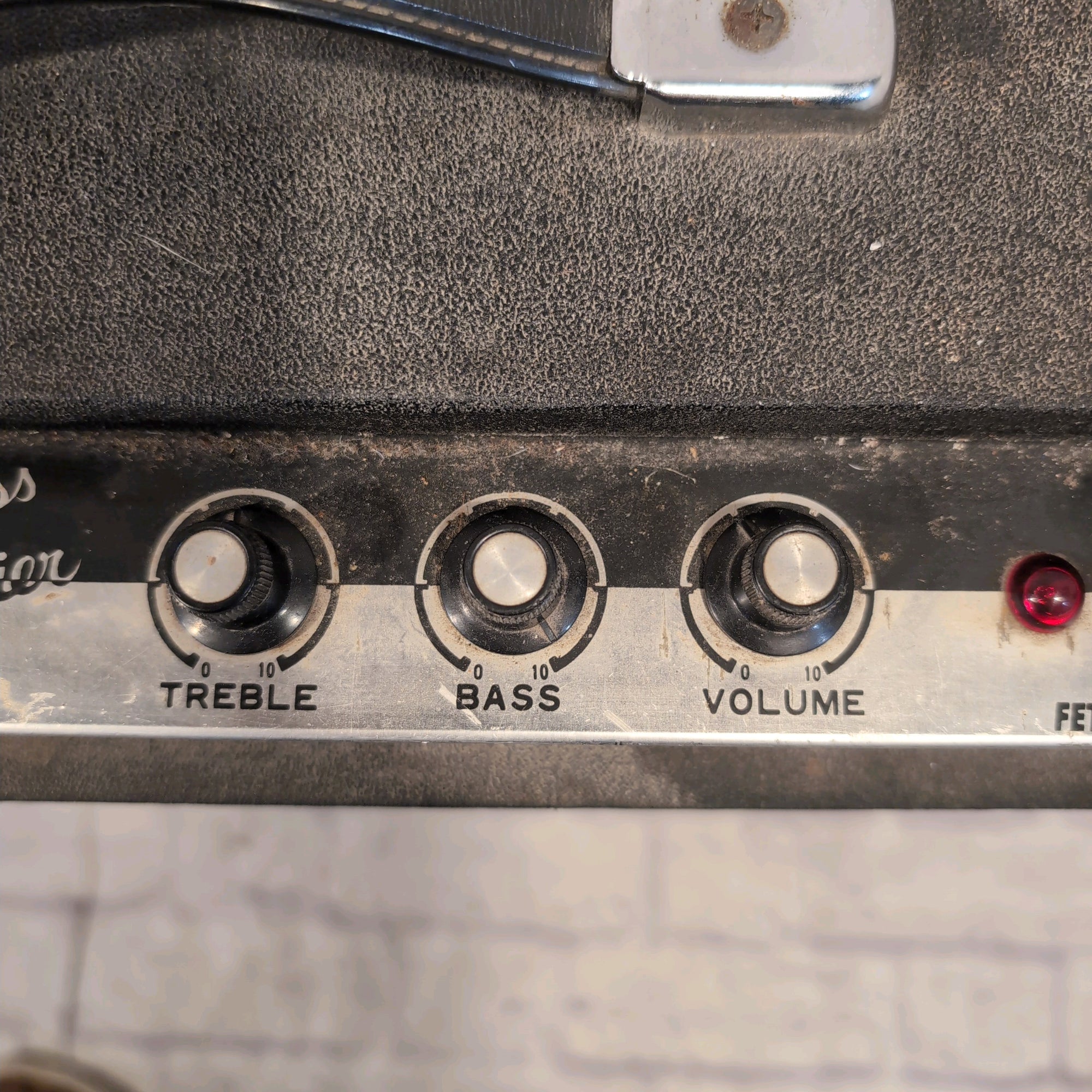 Unknown Vintage Solid State Deluxe Bass Amplifier