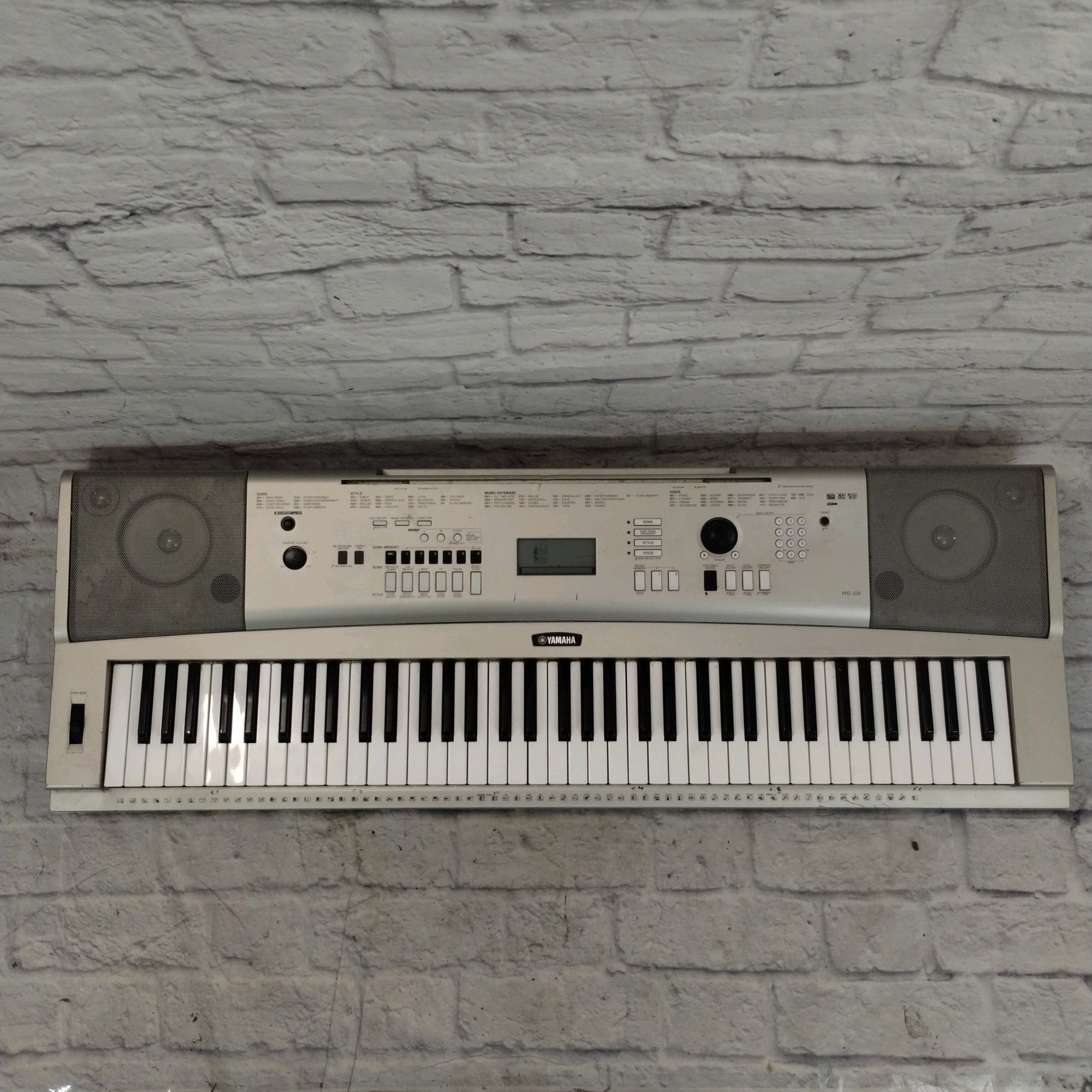Yamaha YPG-235 Keyboard - Evolution Music