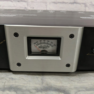 Monster Power HTS-3500 Power Center Power Conditioner