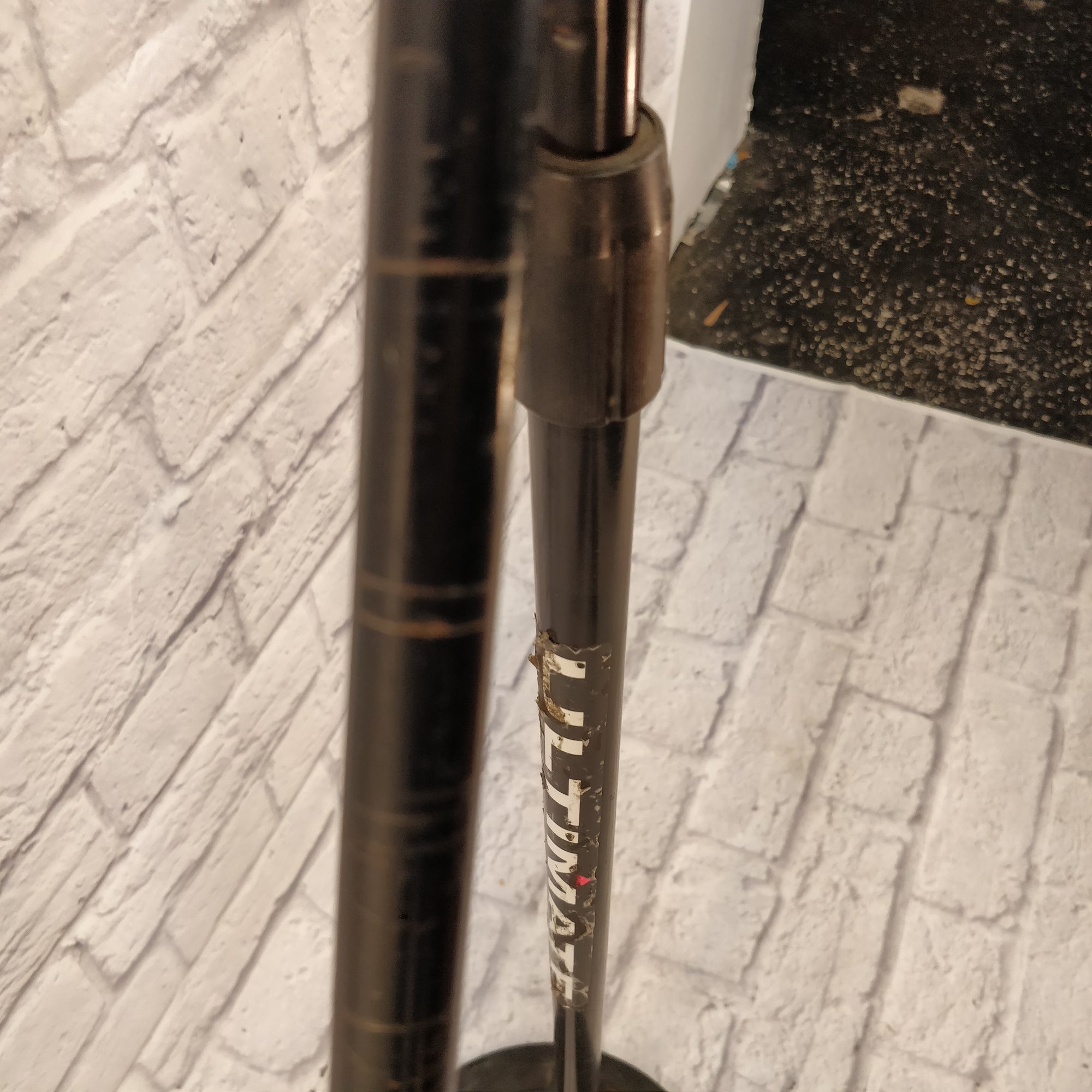 Ultimate Support Stand