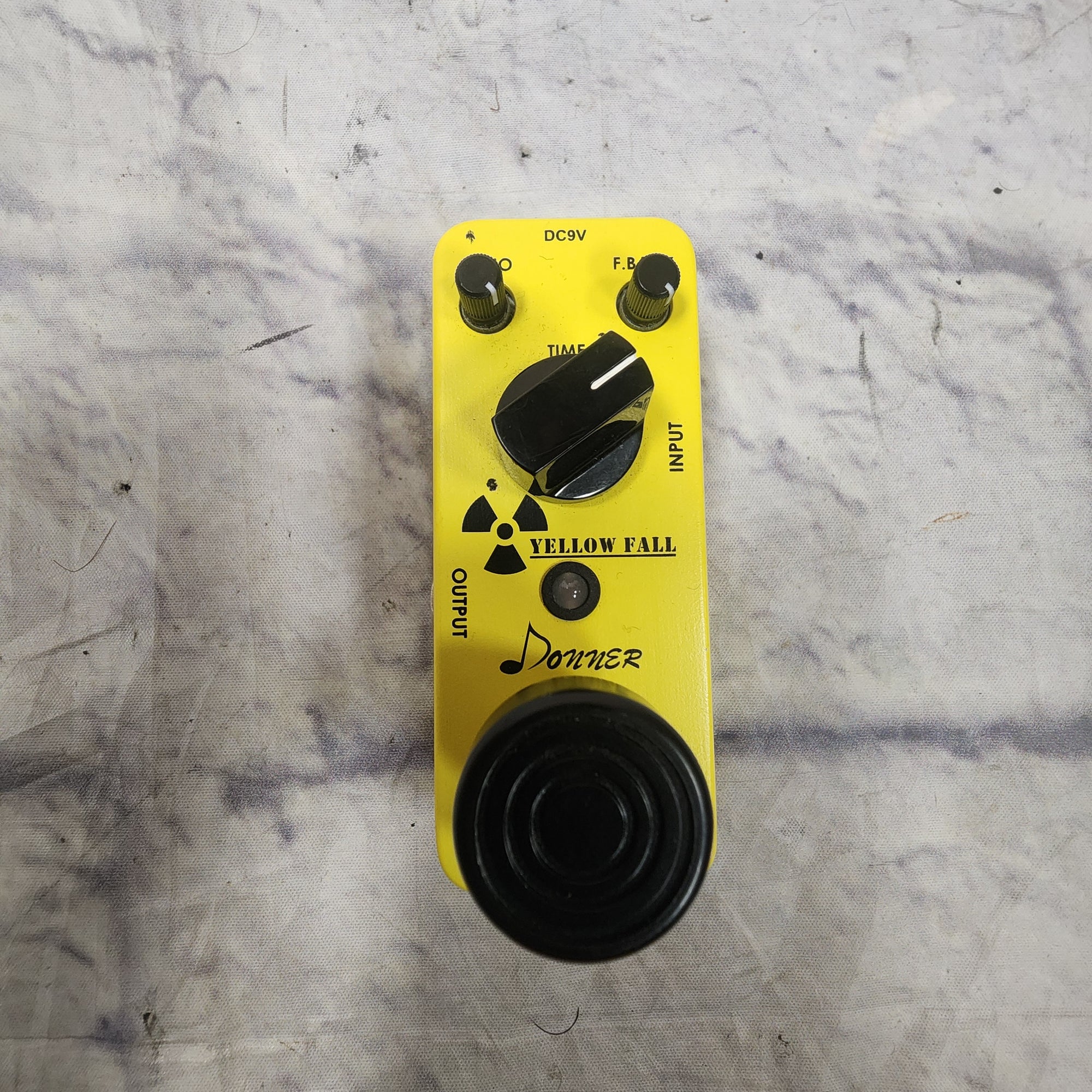 Donner Yellow Fall Analog Delay Mini Pedal