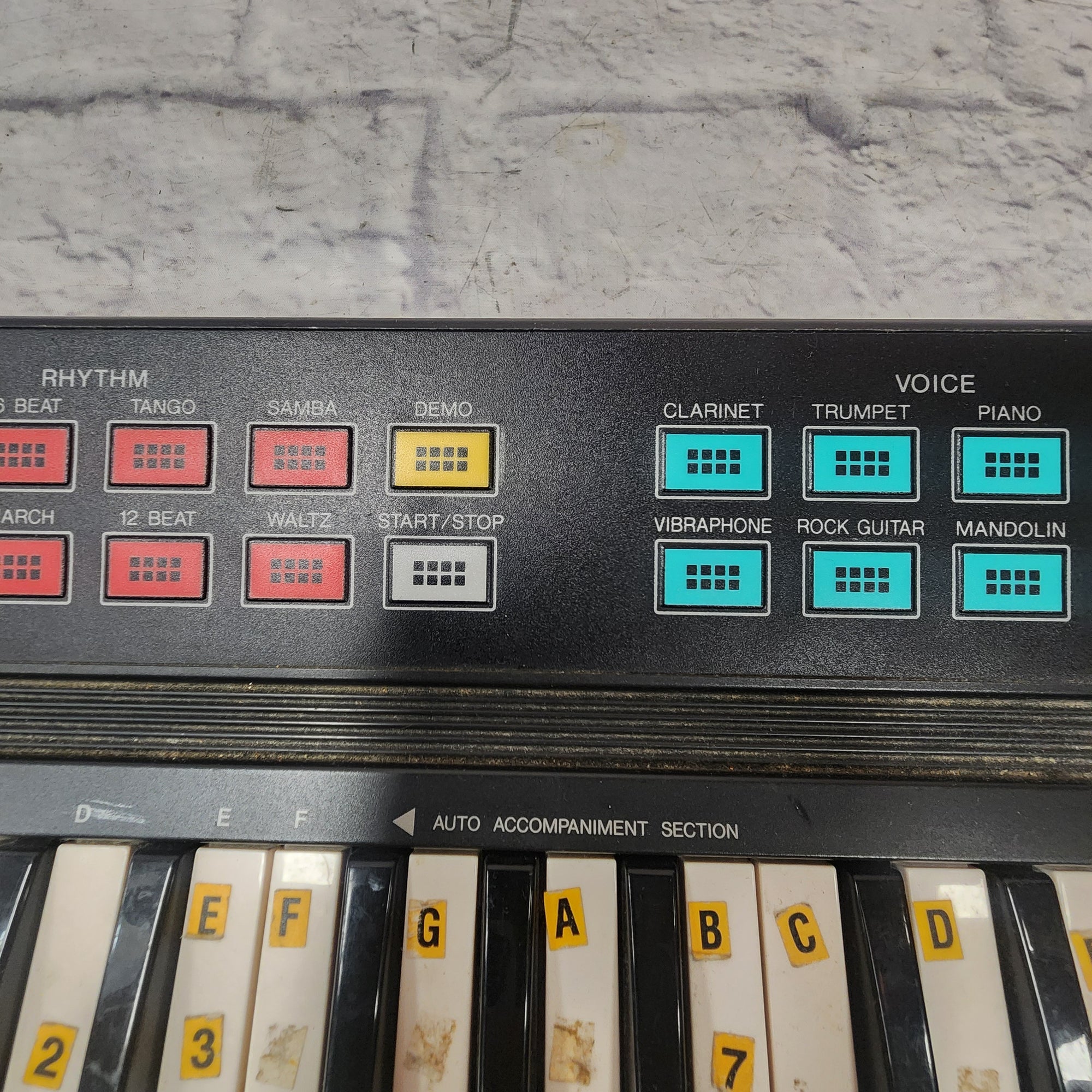 Yamaha PSS-80 32-Key Electronic Keyboard