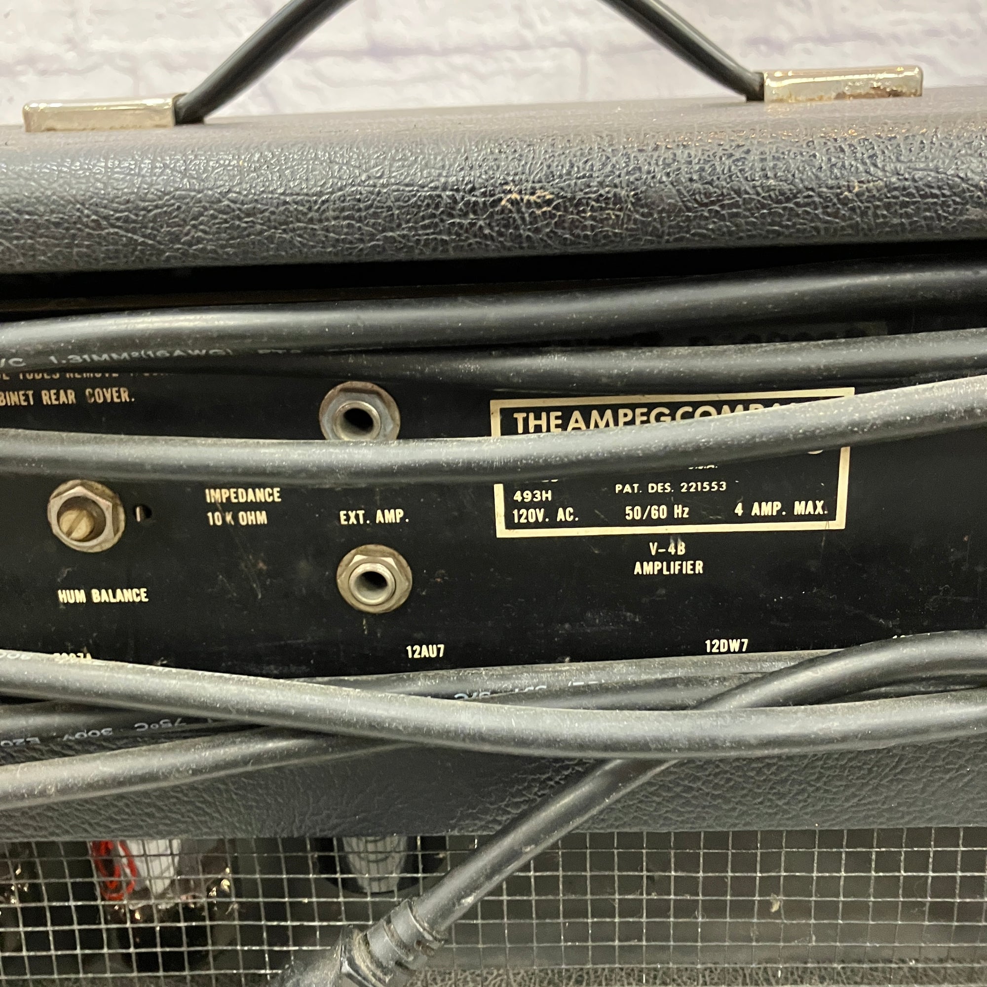 Ampeg V4B Tube Bass Head (Recently Serviced)
