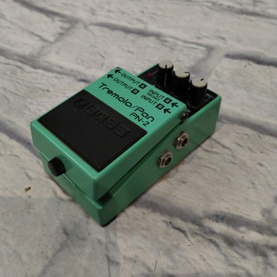 Boss PN-2 Tremolo/Pan Pedal