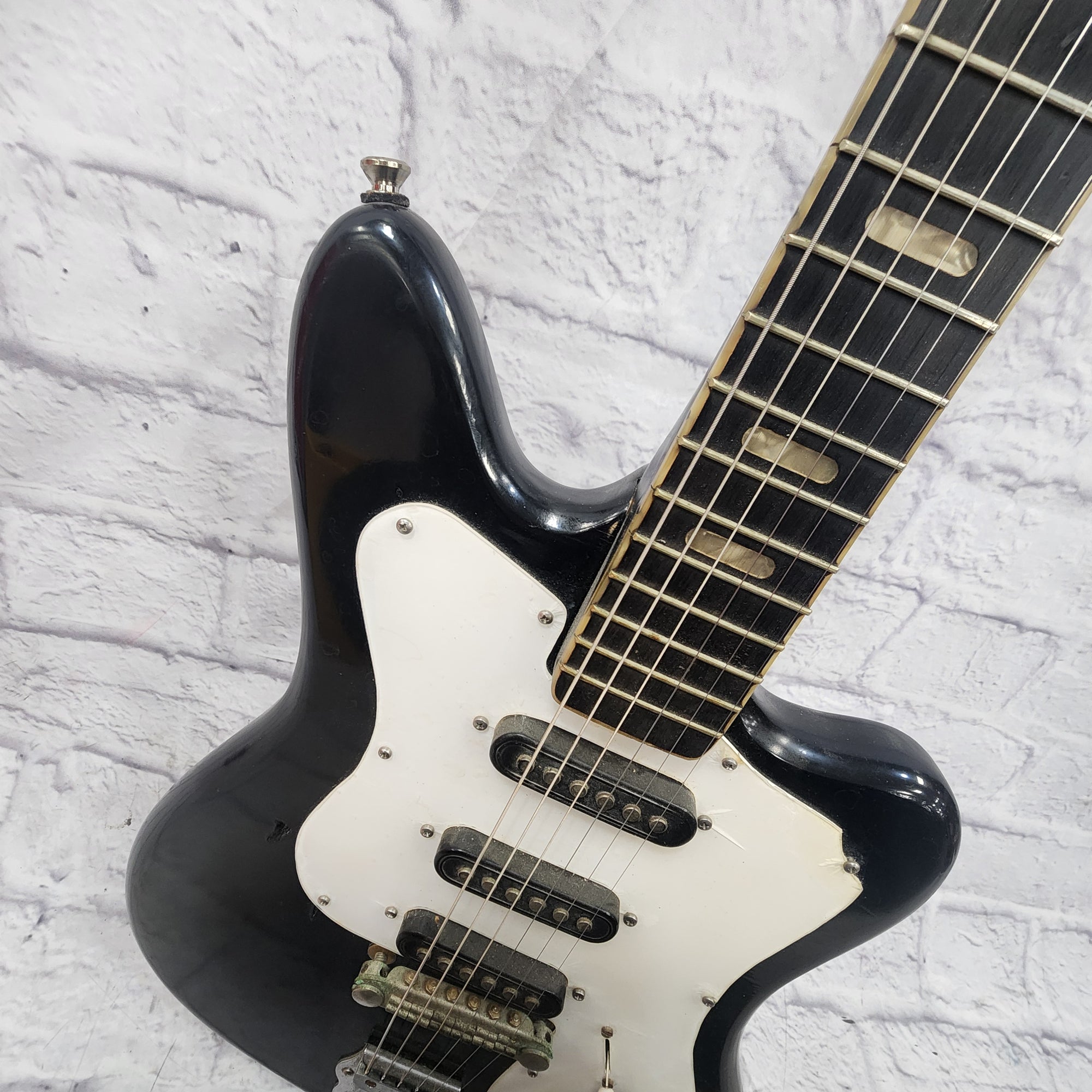 Eterna De Luxe Offset Electric East Germany Electric Guitar