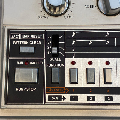 Roland Vintage 1980s TR-606 Drumatix Analog Drum Machine