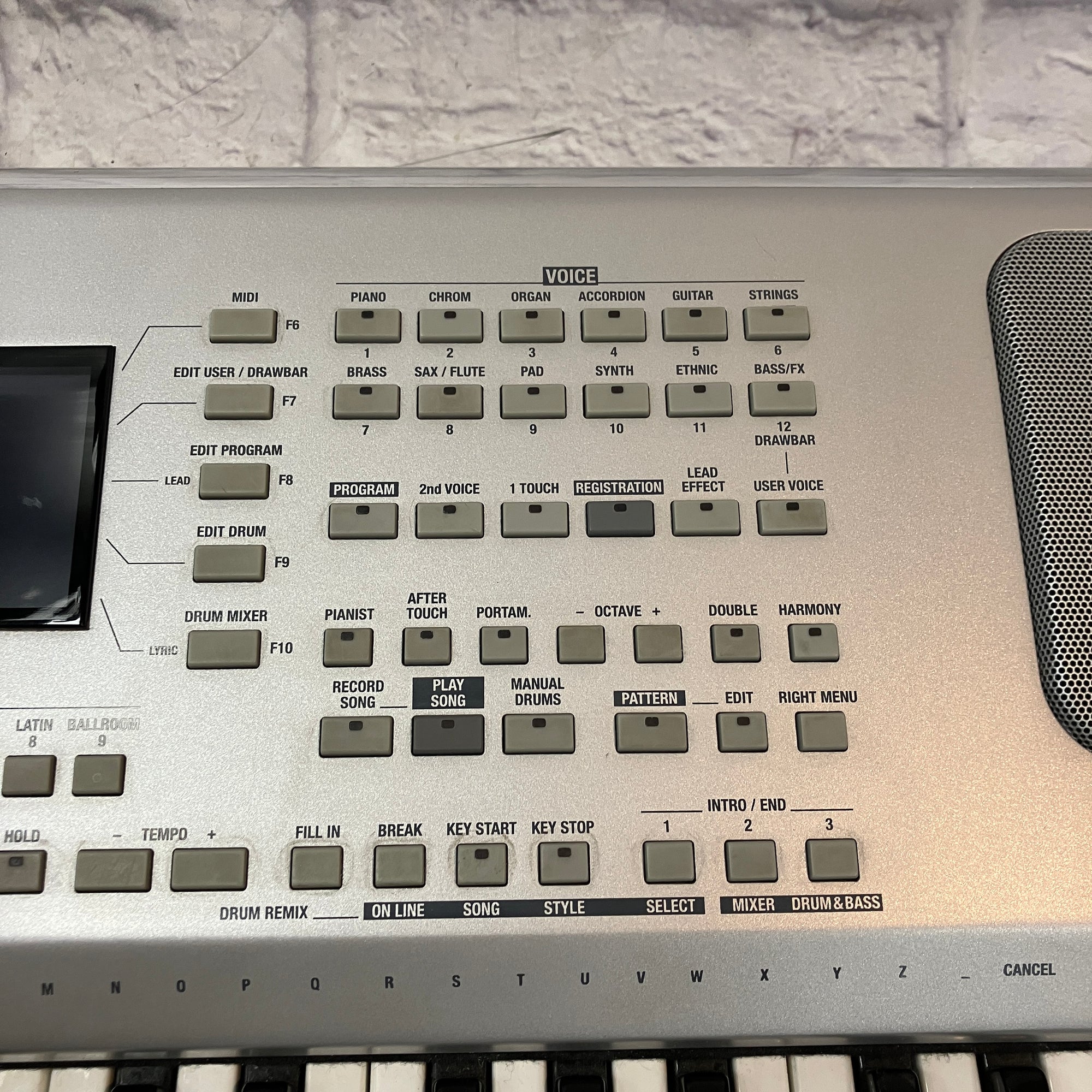 Ketron SD5 Digital Arranger Workstation Keyboard