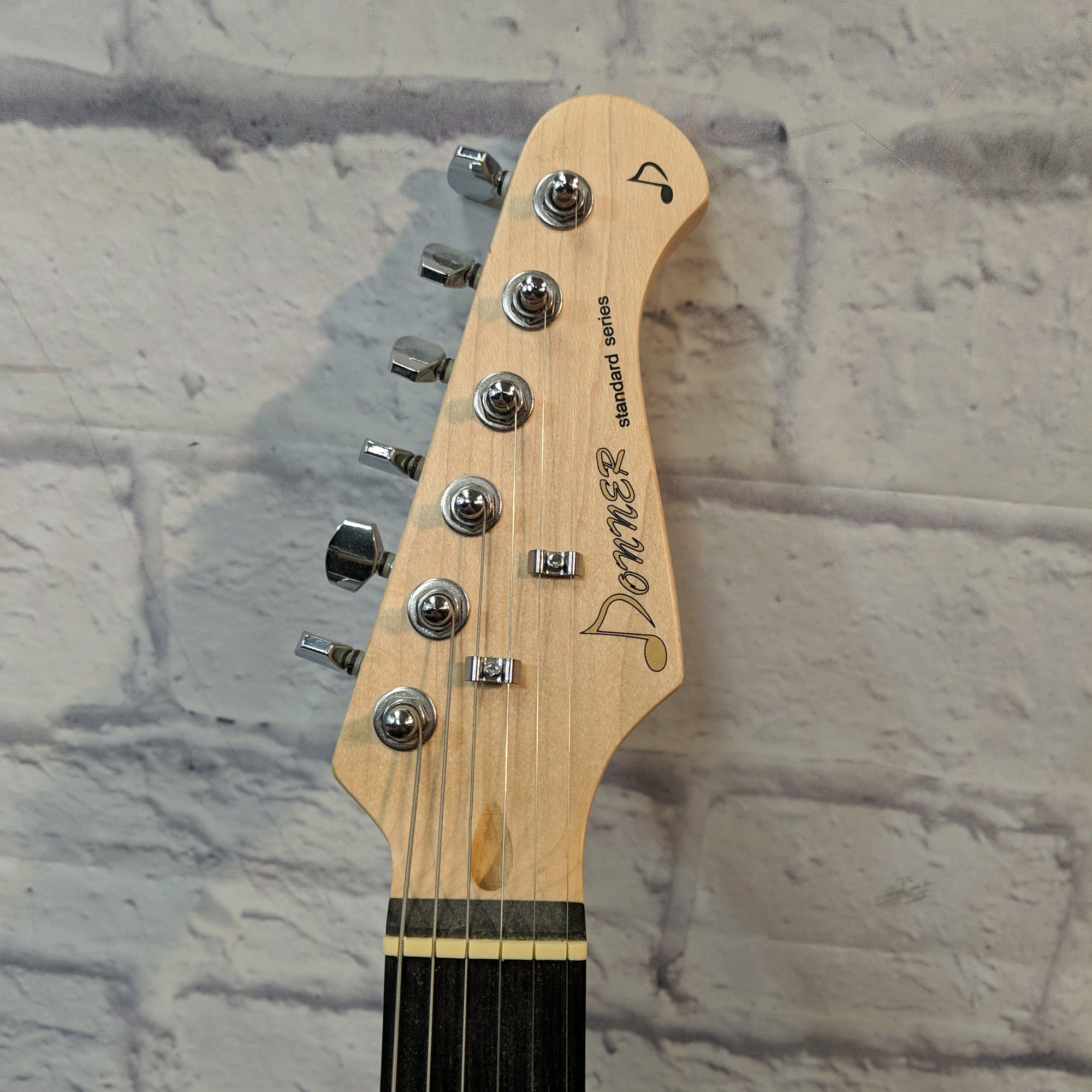 Donner Standard Strat Series Electric Guitar With Gig Bag