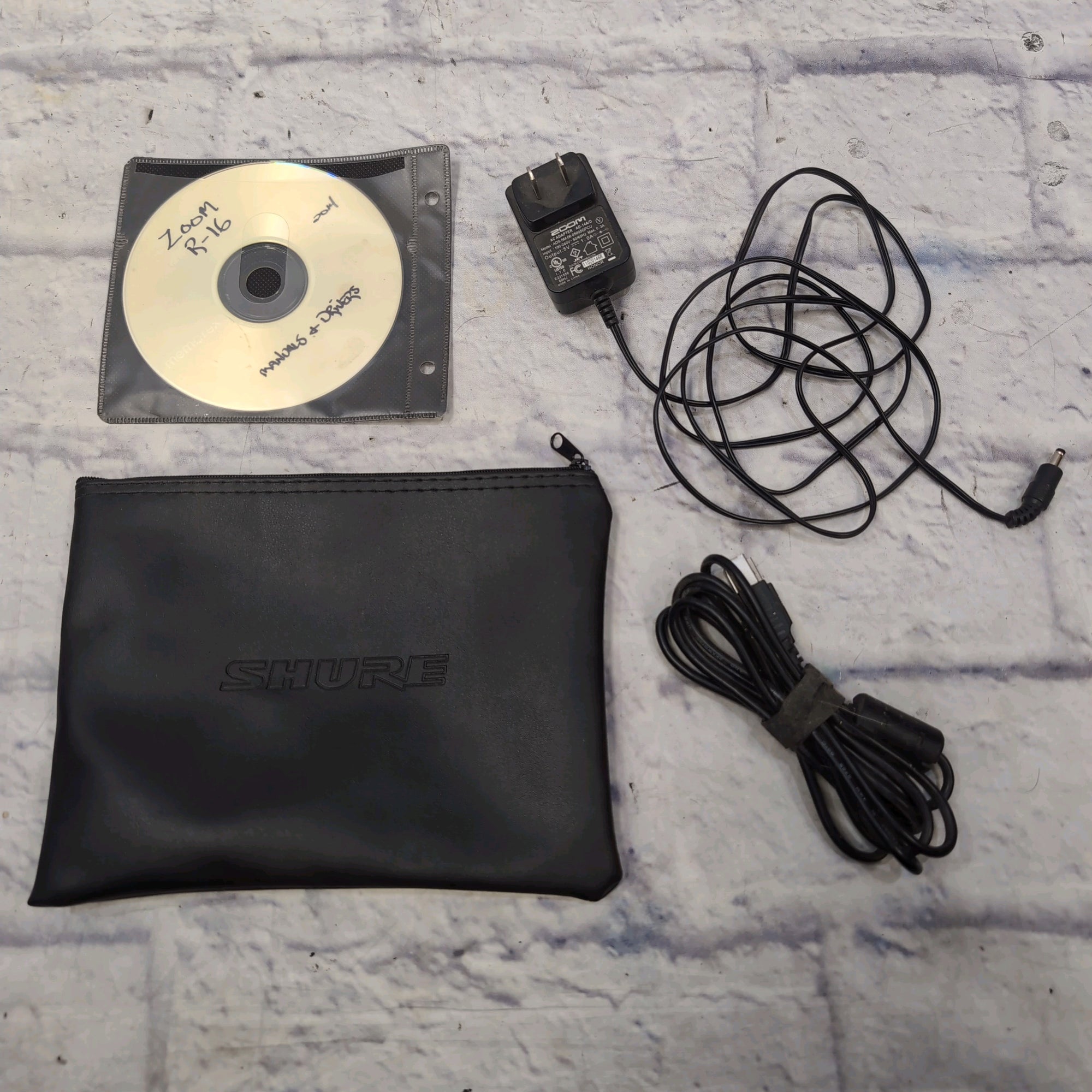 Zoom R16 Digital Recorder / USB Recording Interface