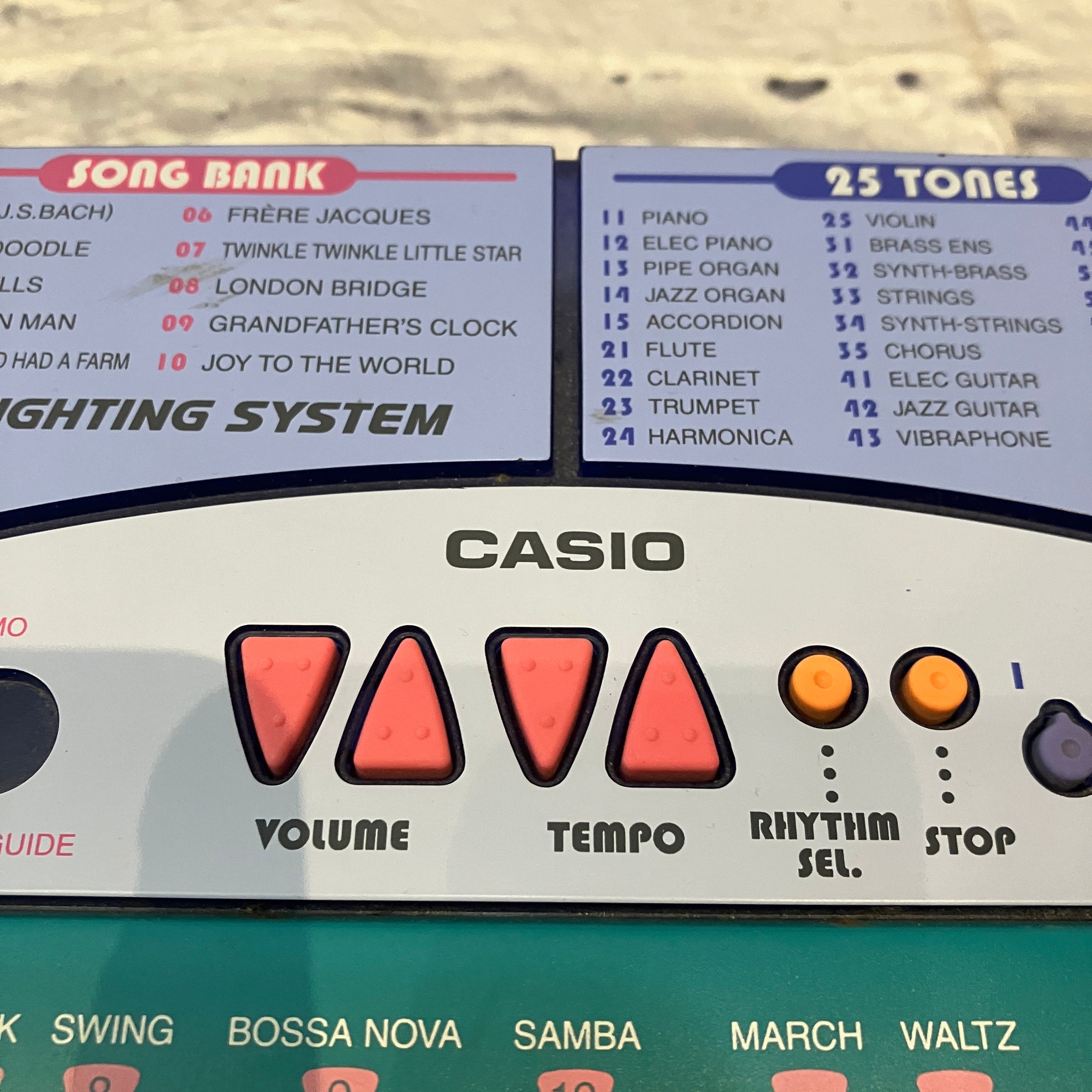 Casio LK-6 Keyboard