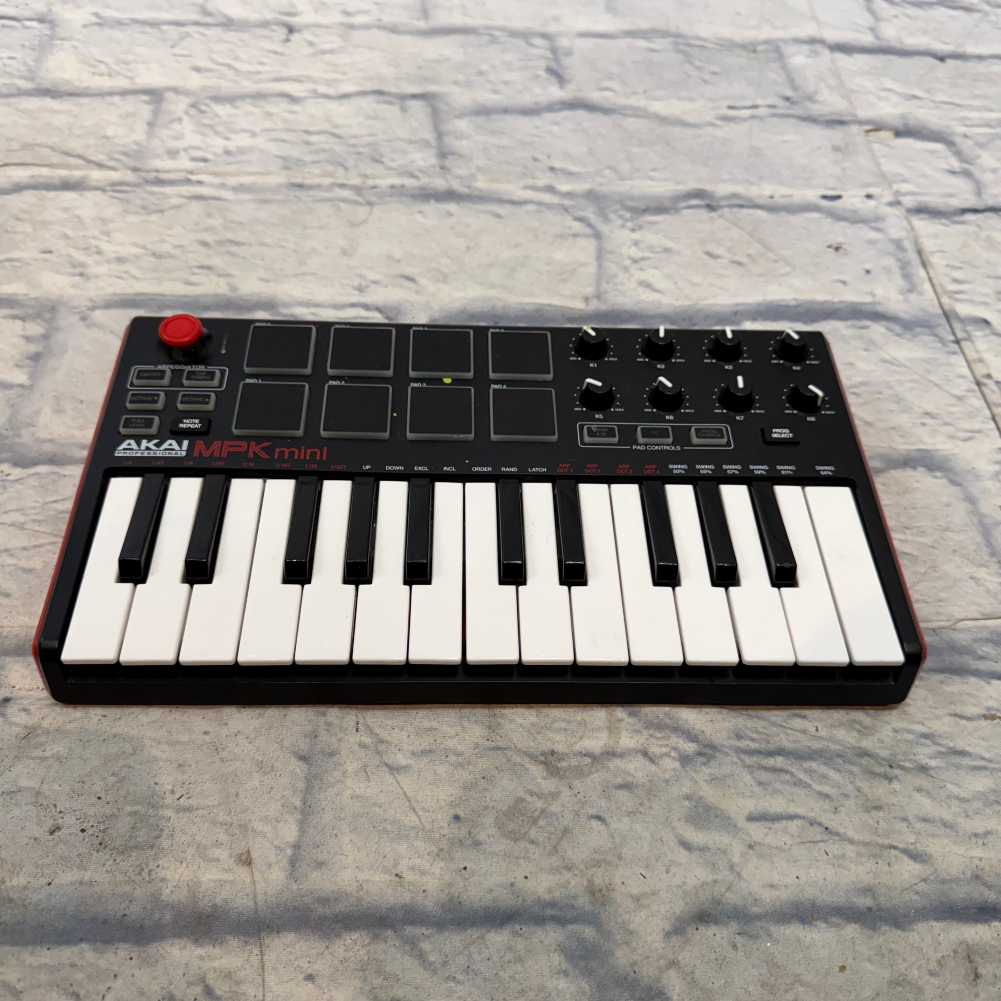 Akai MPK Mini Controller