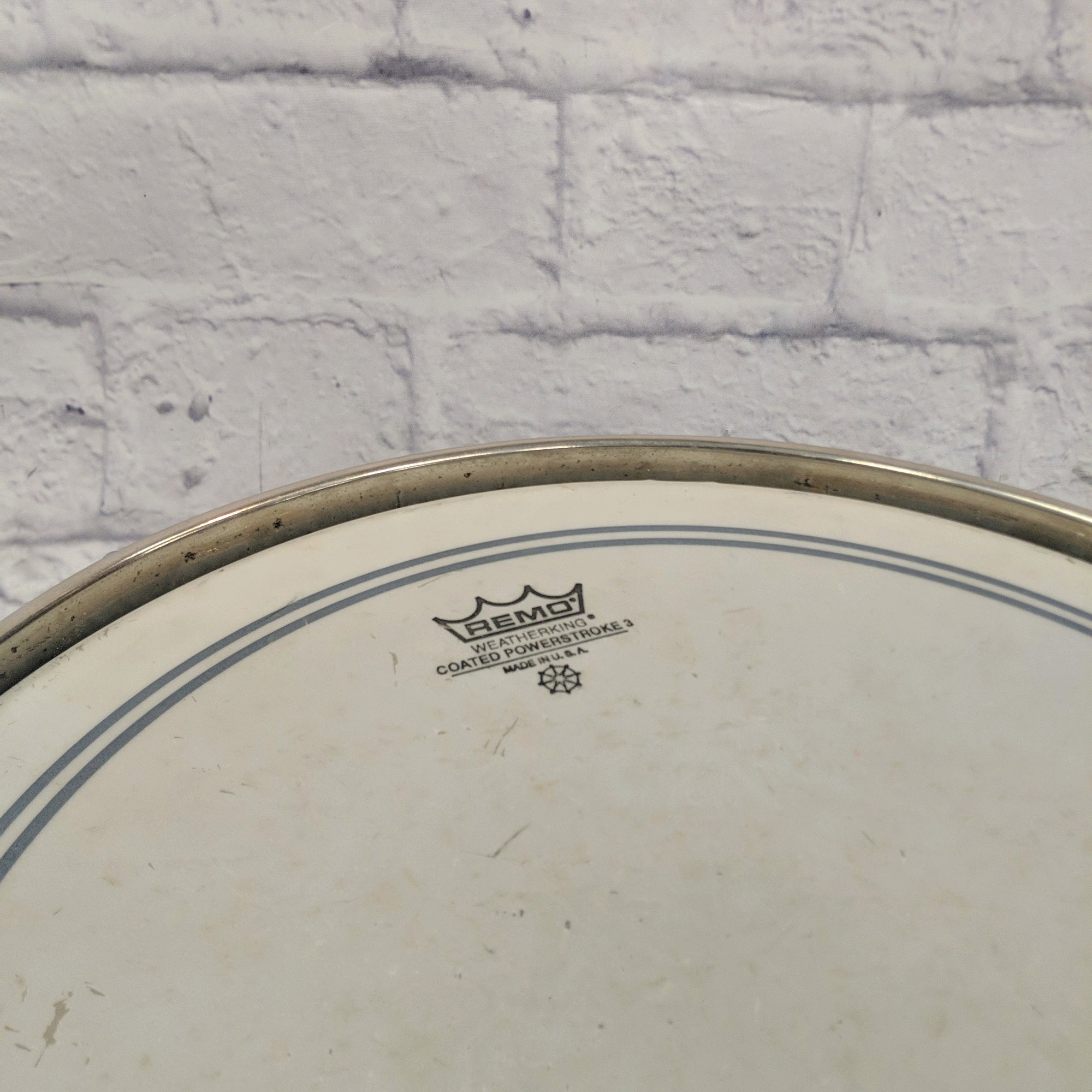 Ludwig Vintage 14x5.5 1966 Pioneer Snare Drum Blue Sparkle