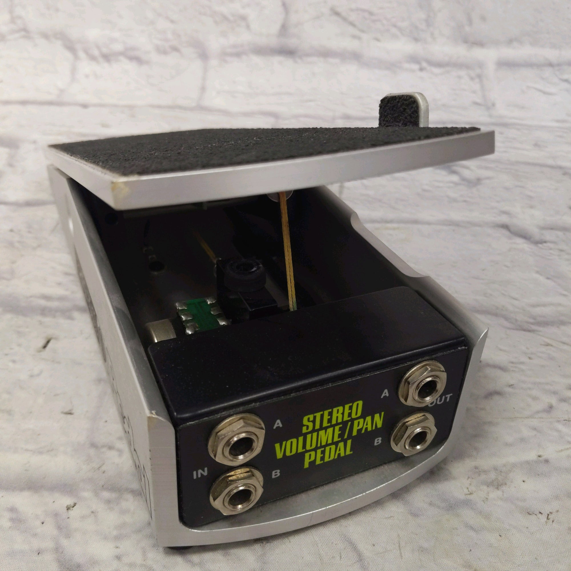 Ernie Ball 250K Wah/Volume Pedals