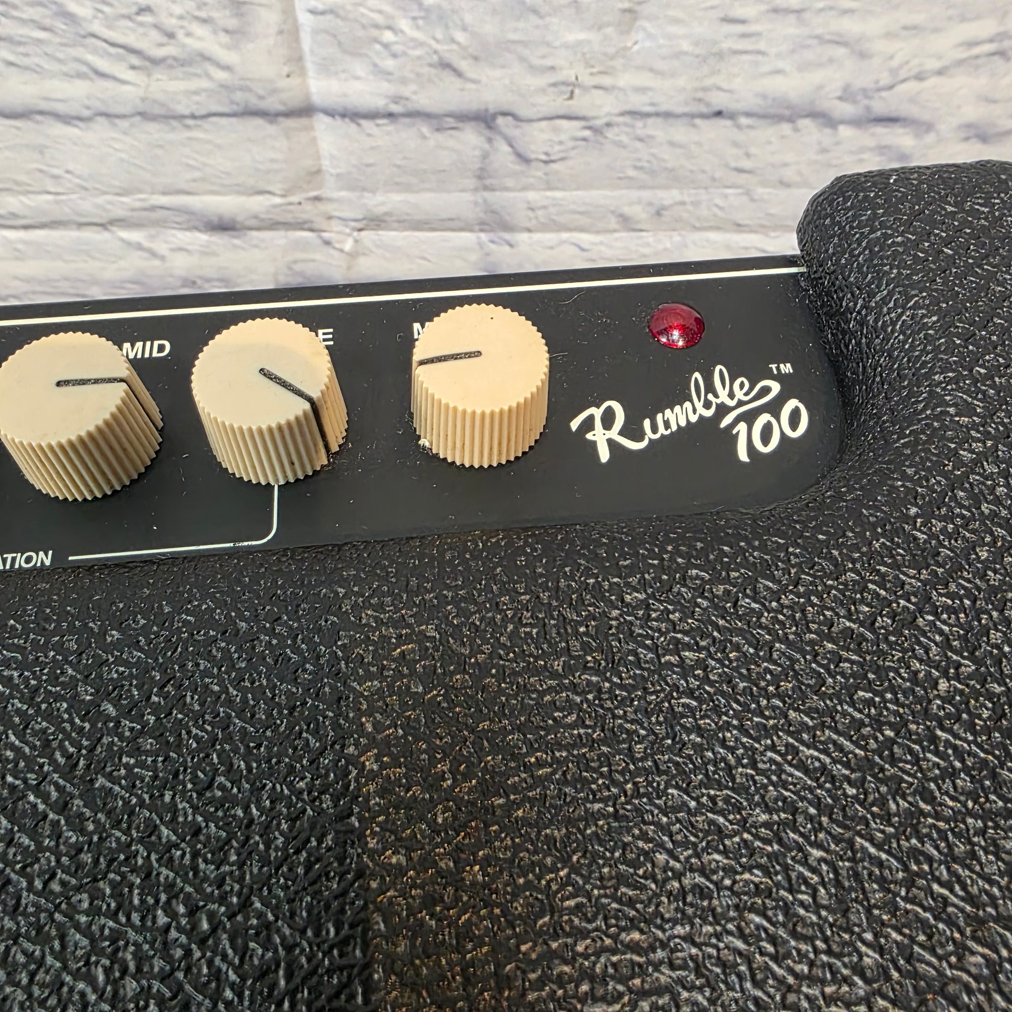 Fender Rumble 100 Bass Guitar Combo Amp