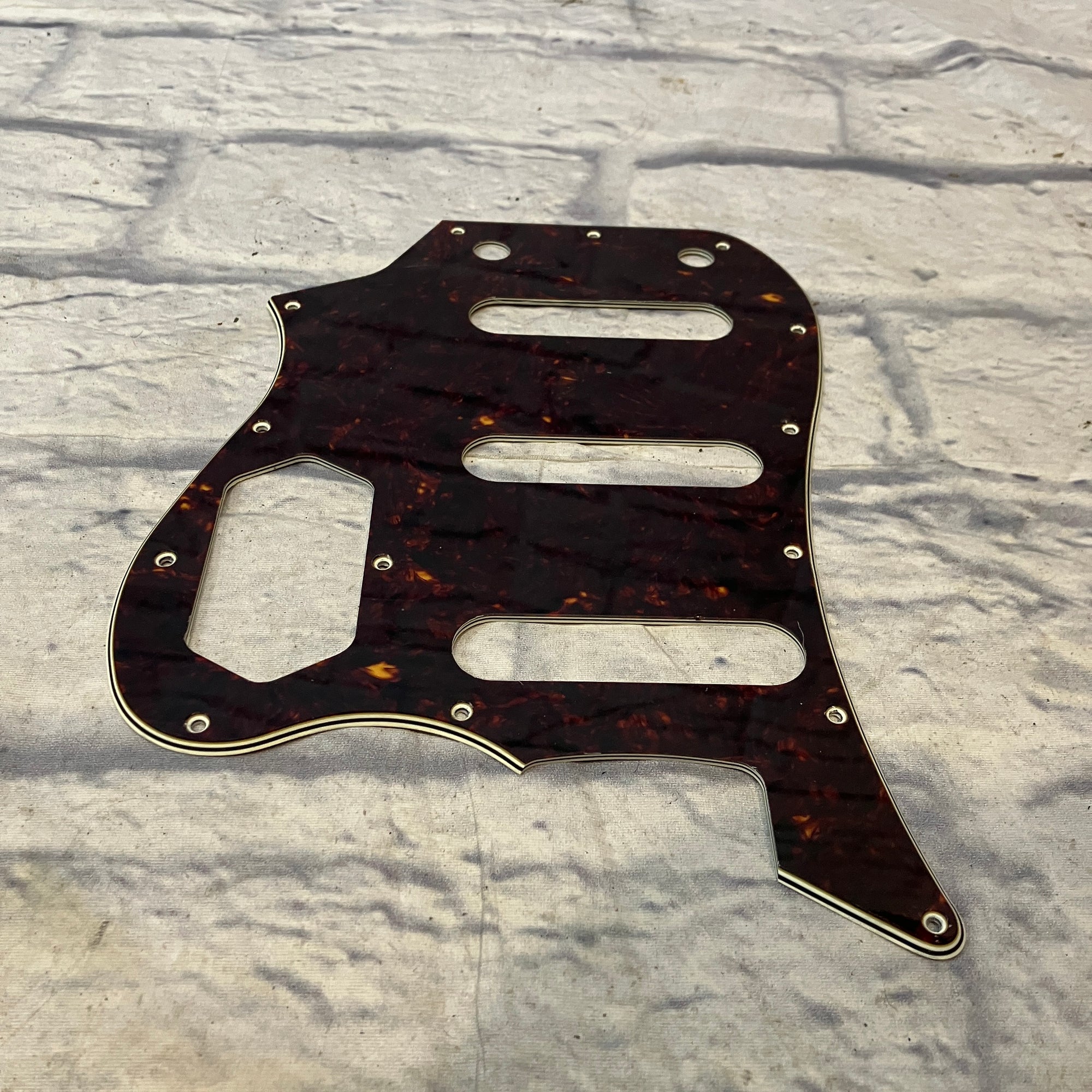 Squier Bass VI Pickguard