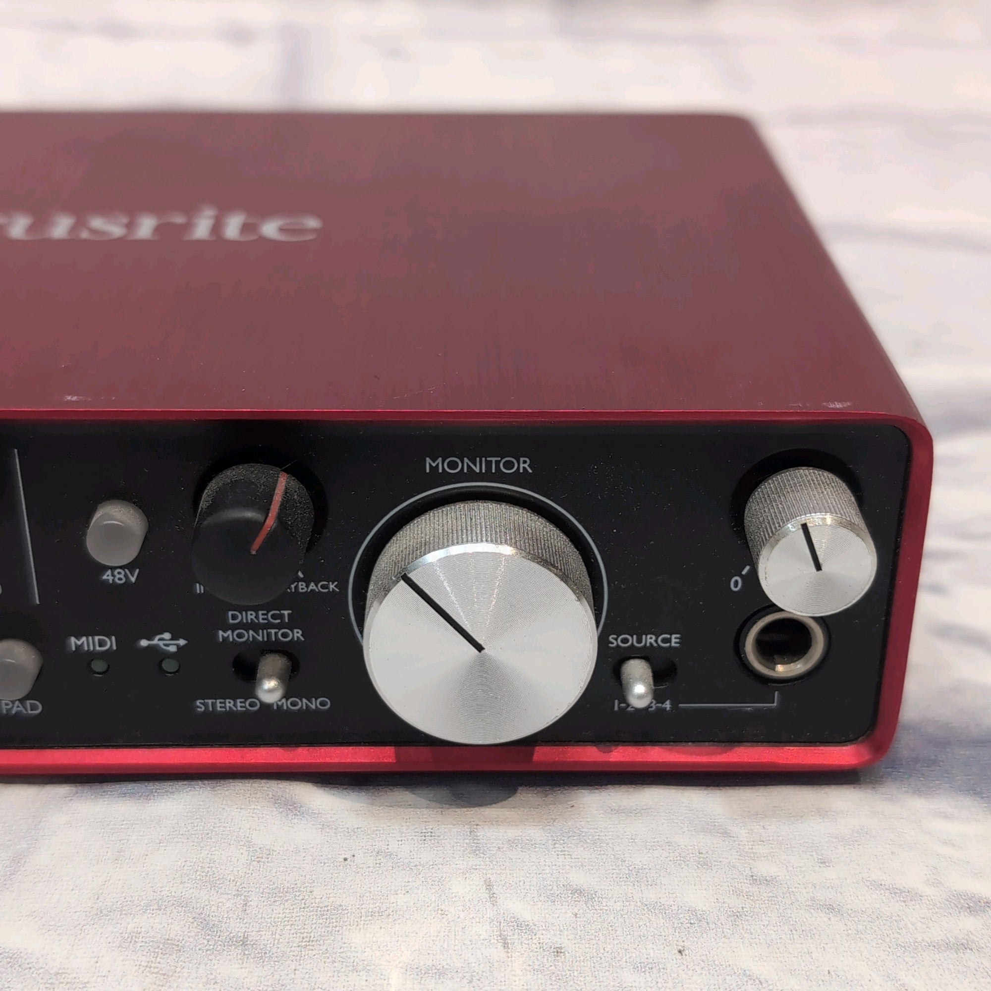Focusrite Scarlett 2i4 2nd Gen USB Audio Interface