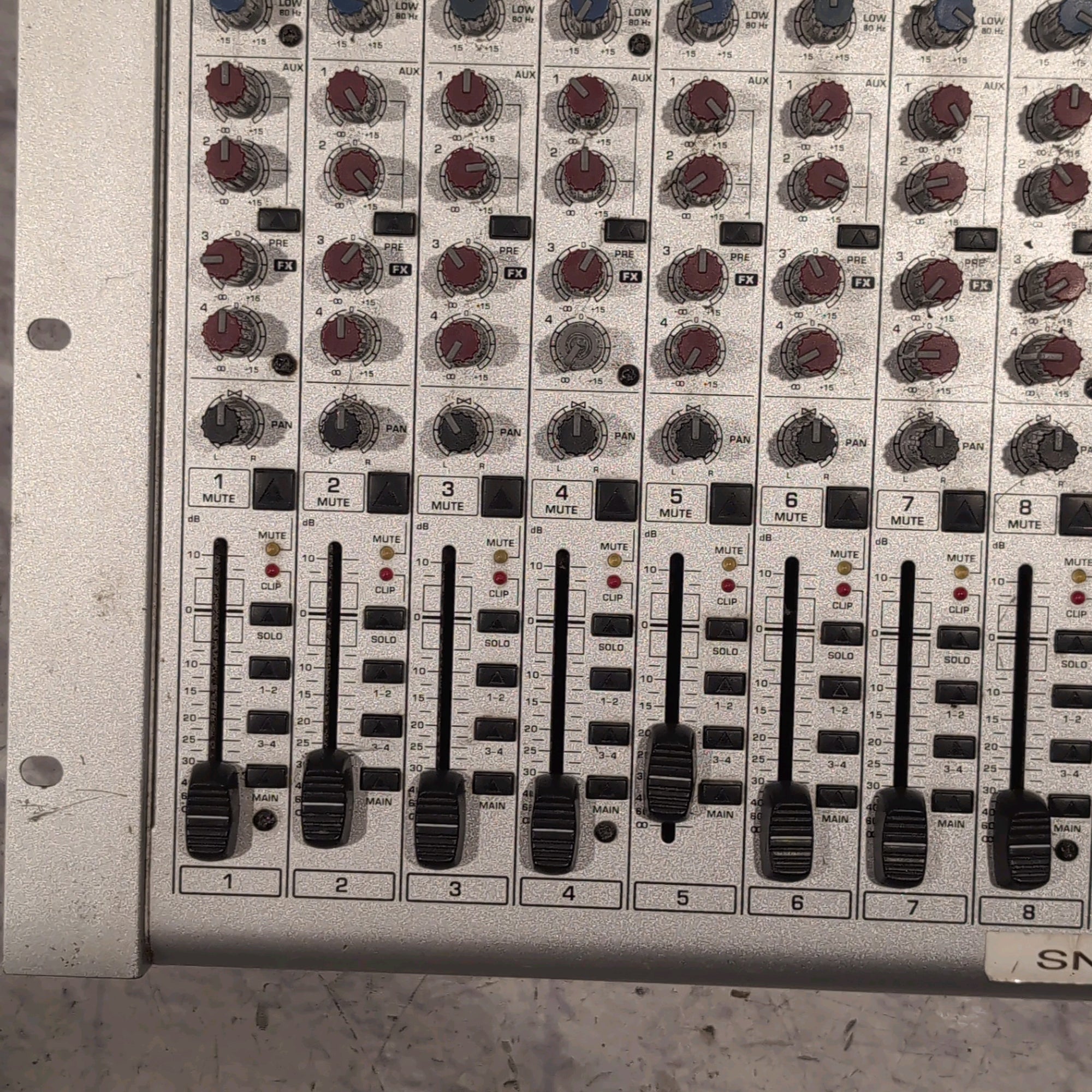 Behringer Behringer UB2442FX-Pro 16 Channel Mixer with Effects