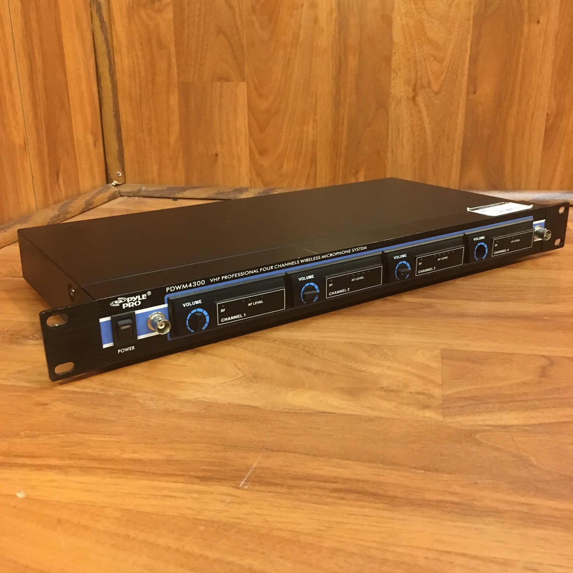 Pyle PDWM4300 4 Channel VHF Wireless Microphone System