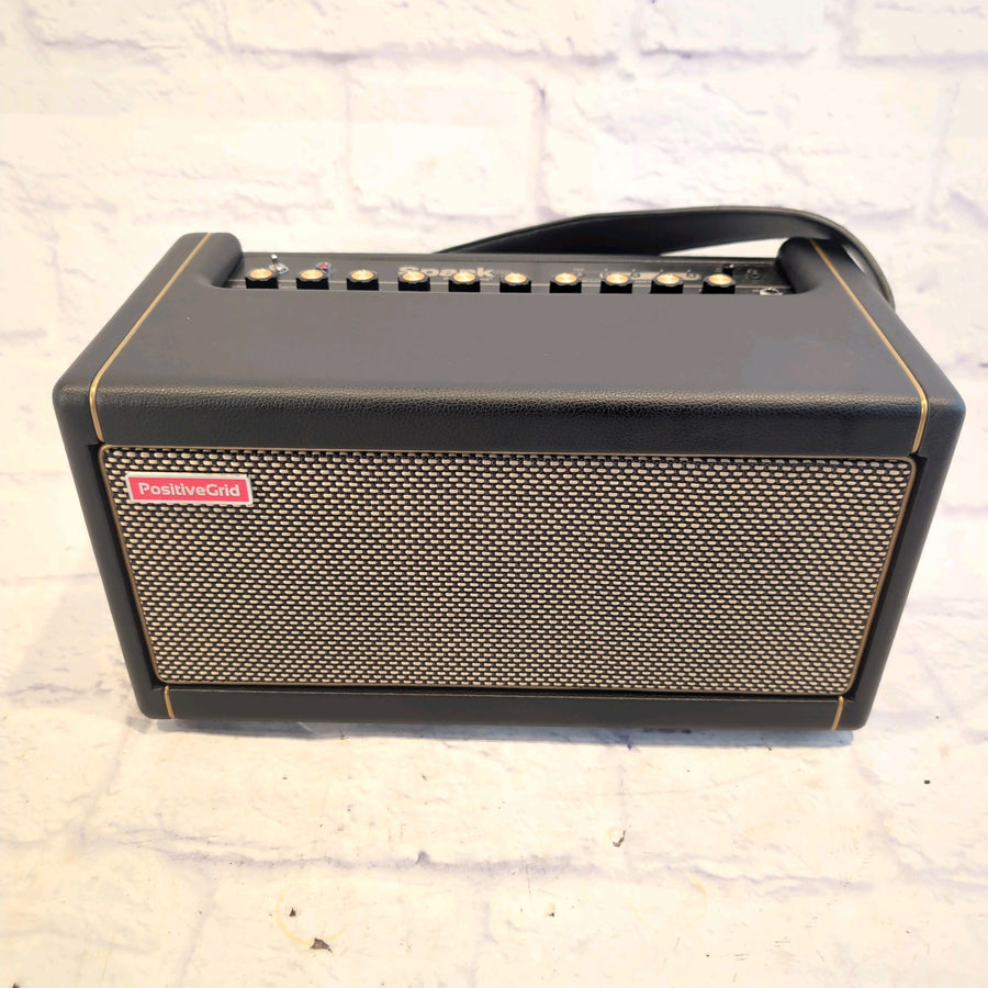 Positive Grid Spark 40 40-Watt 2x4" Modeling Guitar Combo