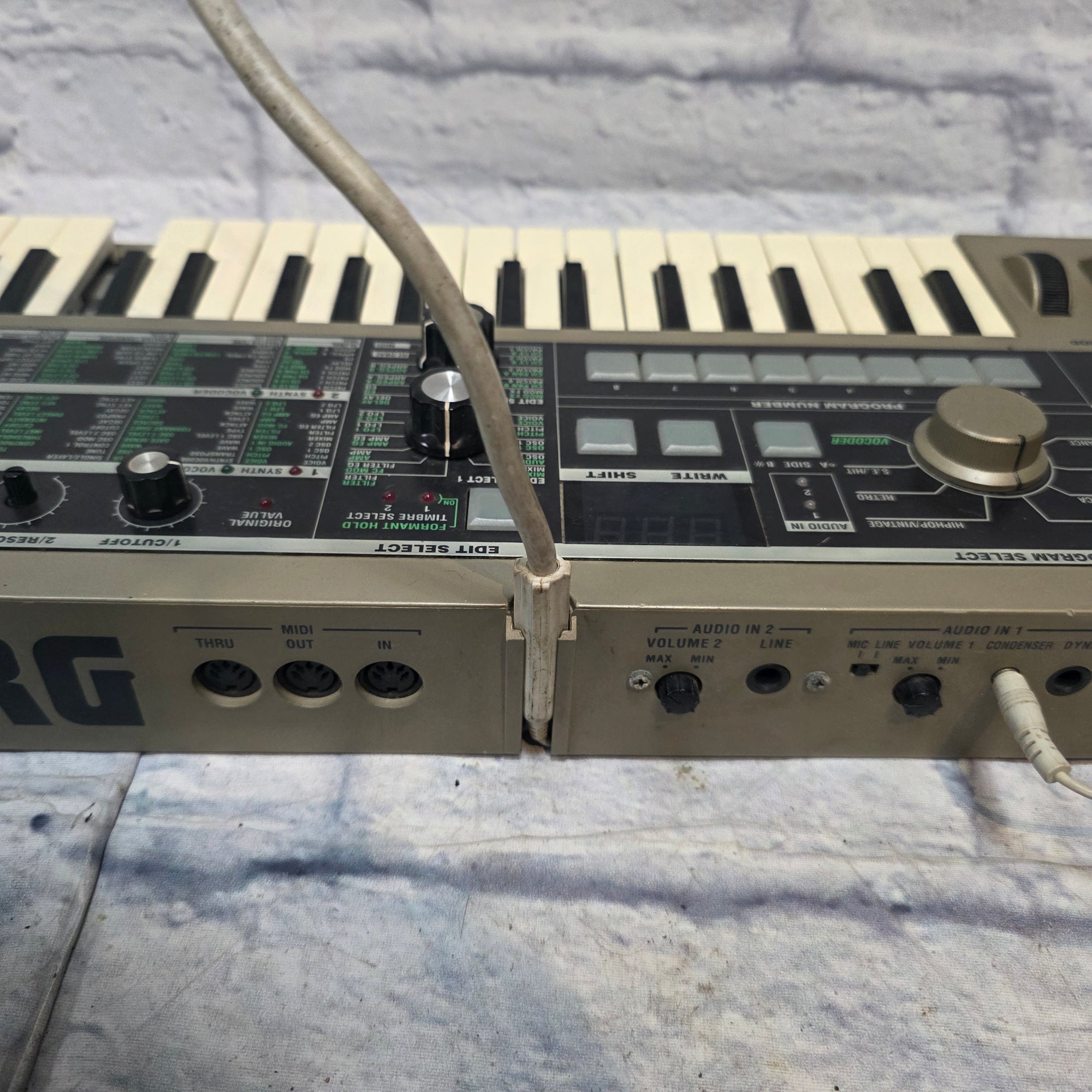 Unknown Keyboard Stand