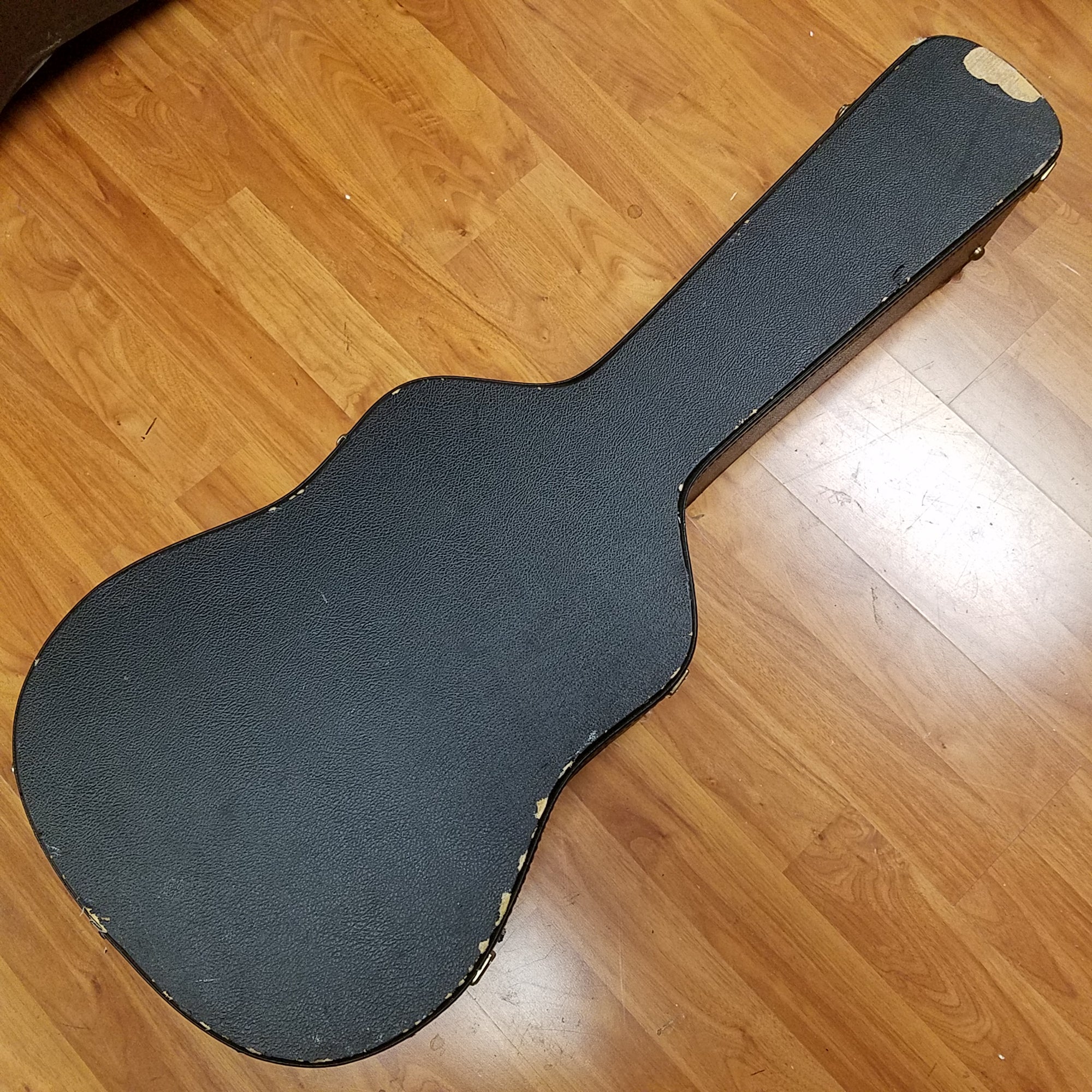 Martin gpcx1ae  W/Case