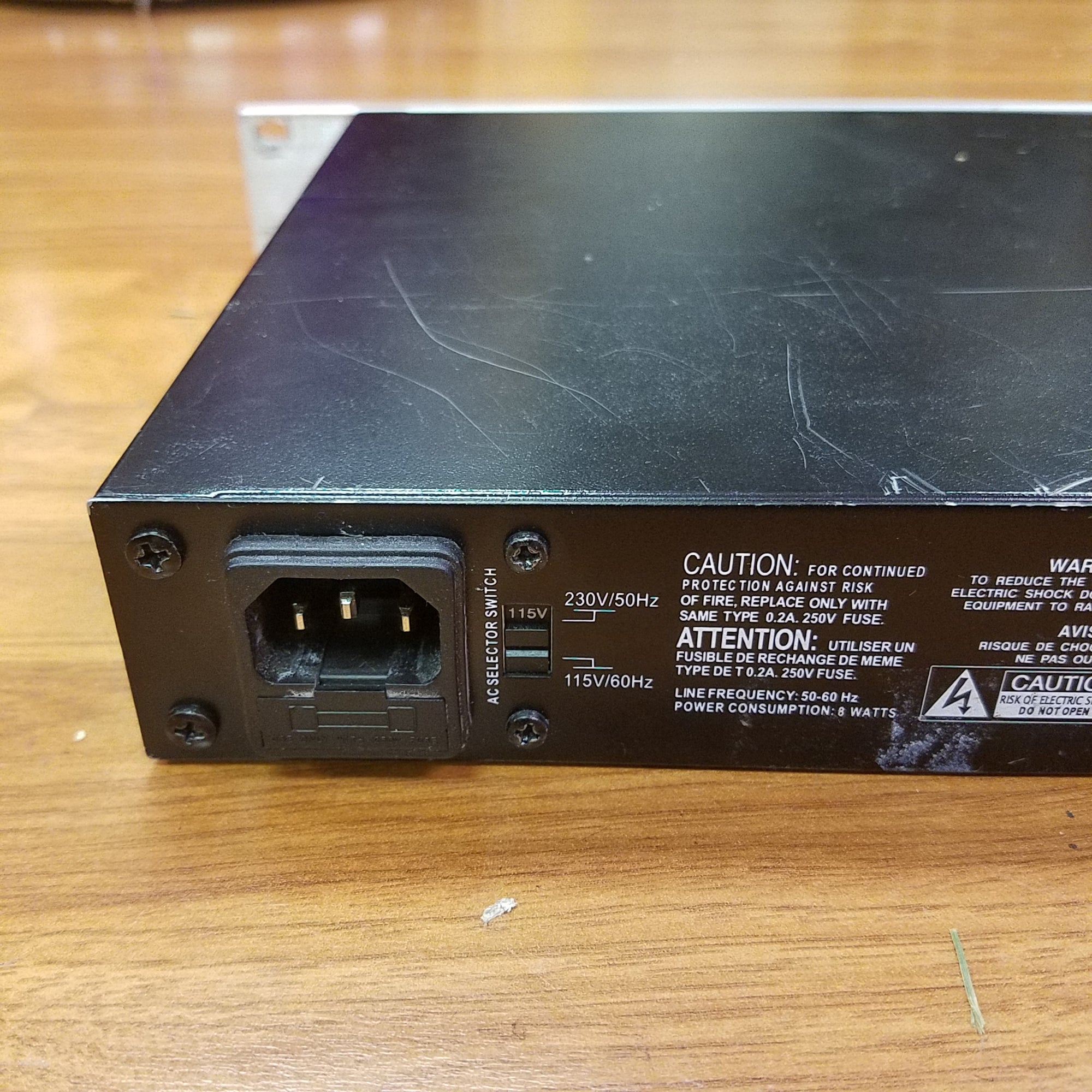 BBE 882i Sonic Maximizer 120V + 変圧器 セット BBE Sonic Maximizer 882i - Evolution Music