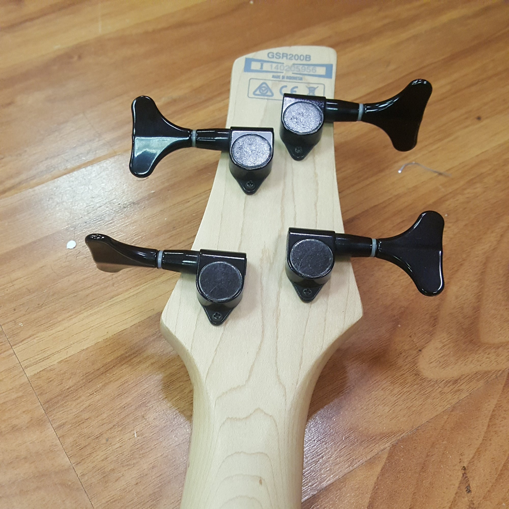 Ibanez GSR200B