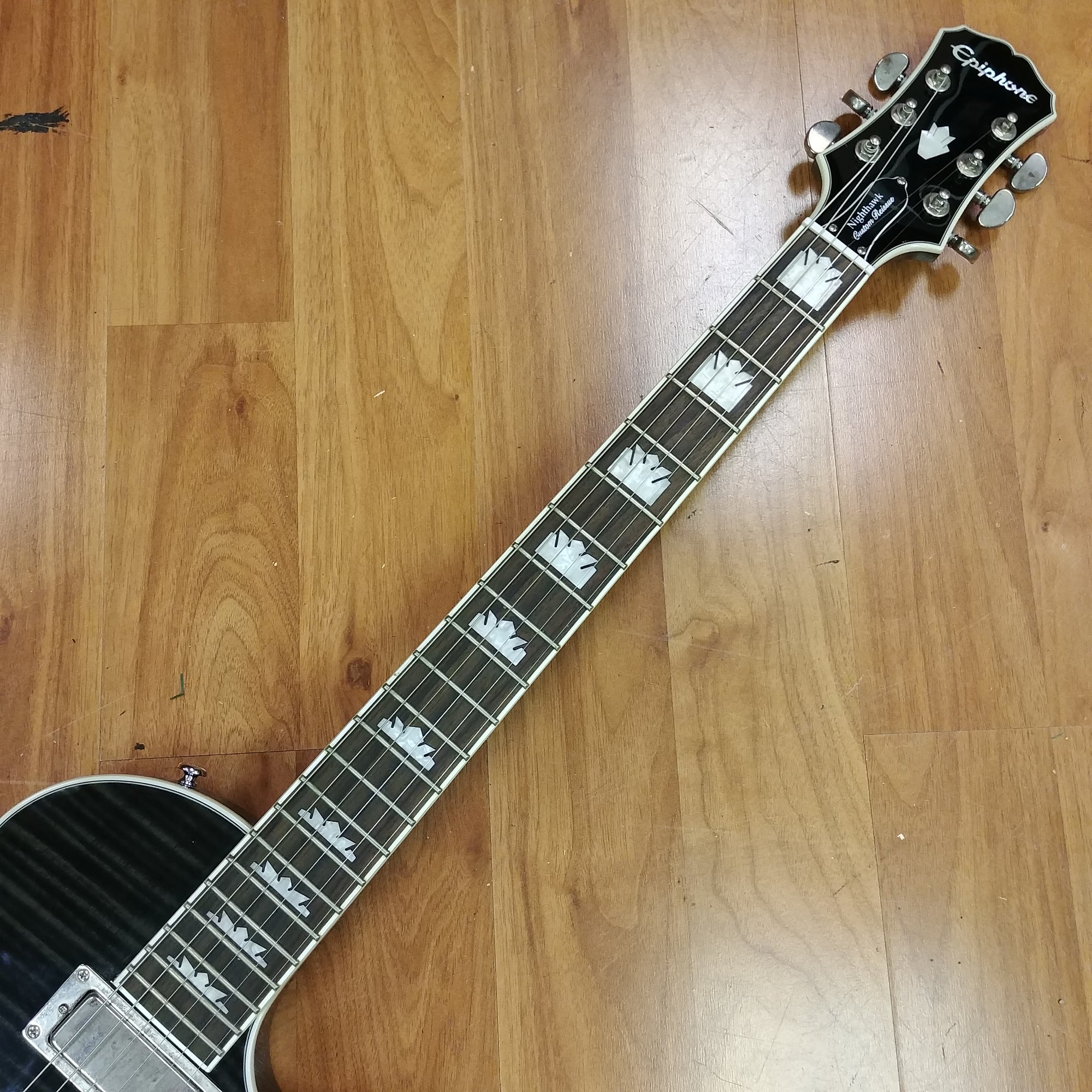 Epiphone Night Hawk - Evolution Music