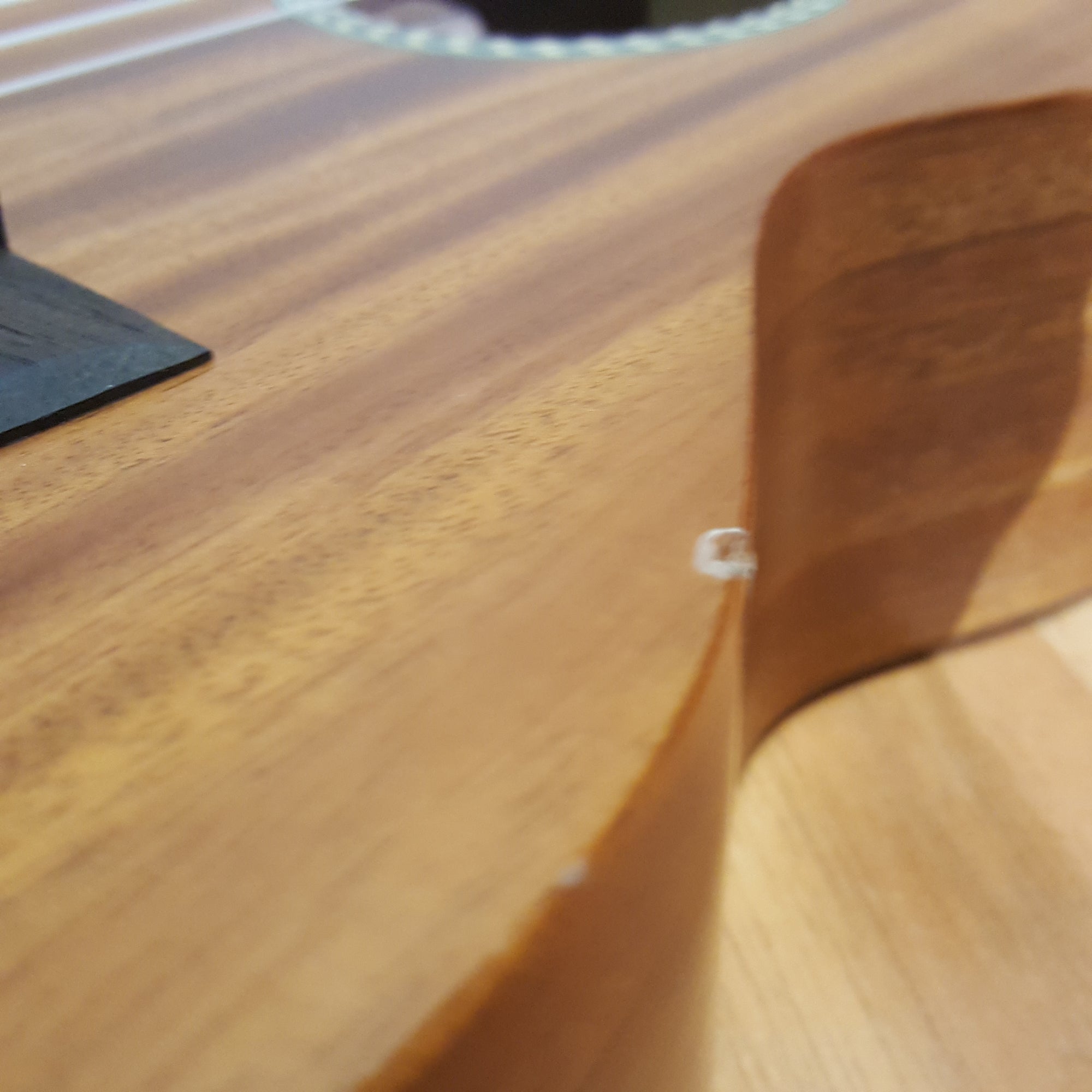 Cordoba 20TM-CE Tenor Ukulele SPLIT TOP