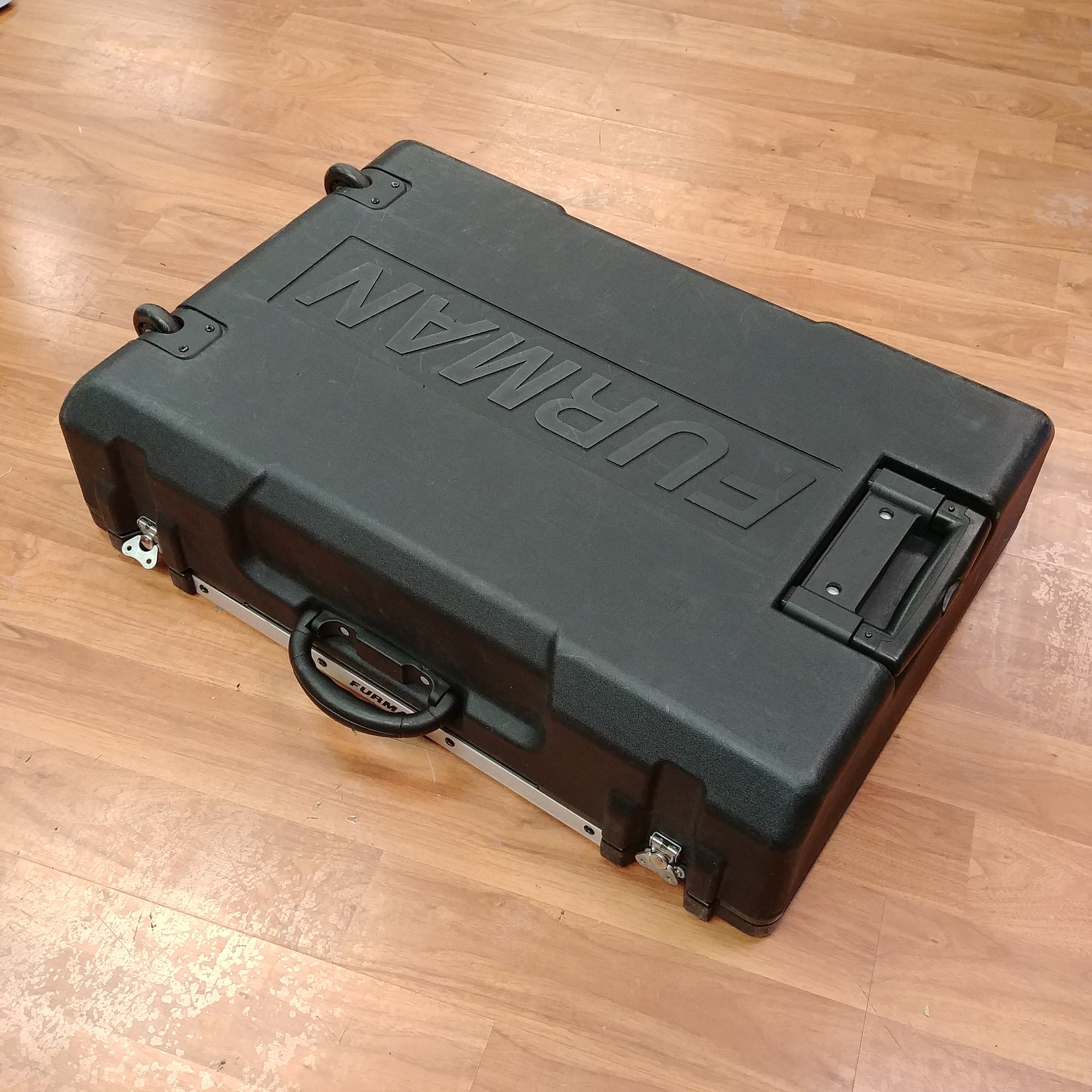 Furman SPB-8C Pedal Board w/ Power Conditioner